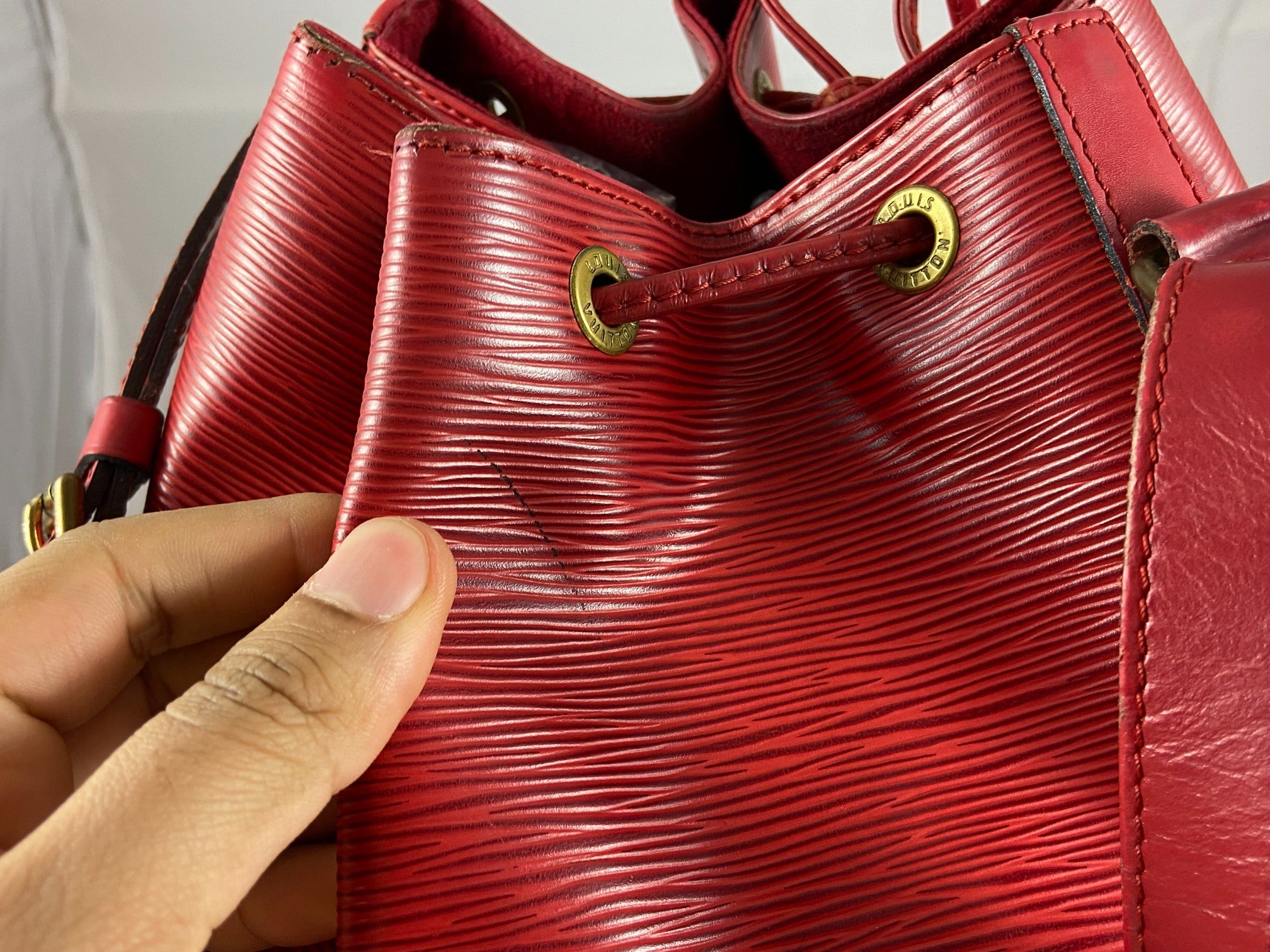 Louis Vuitton Sac Noé Grand Red Epi Leather