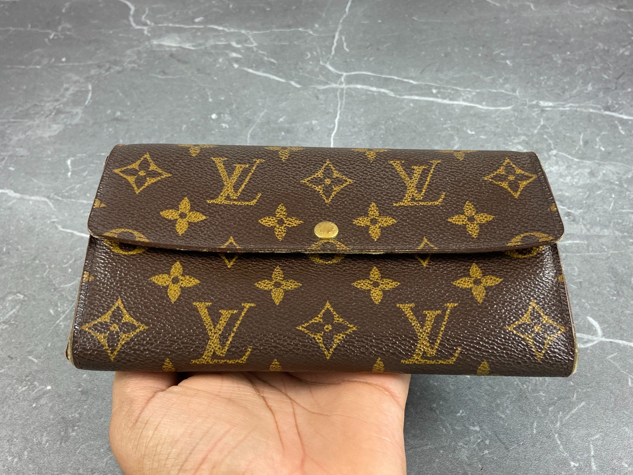 Louis Vuitton Sarah Wallet Monogram Canvas