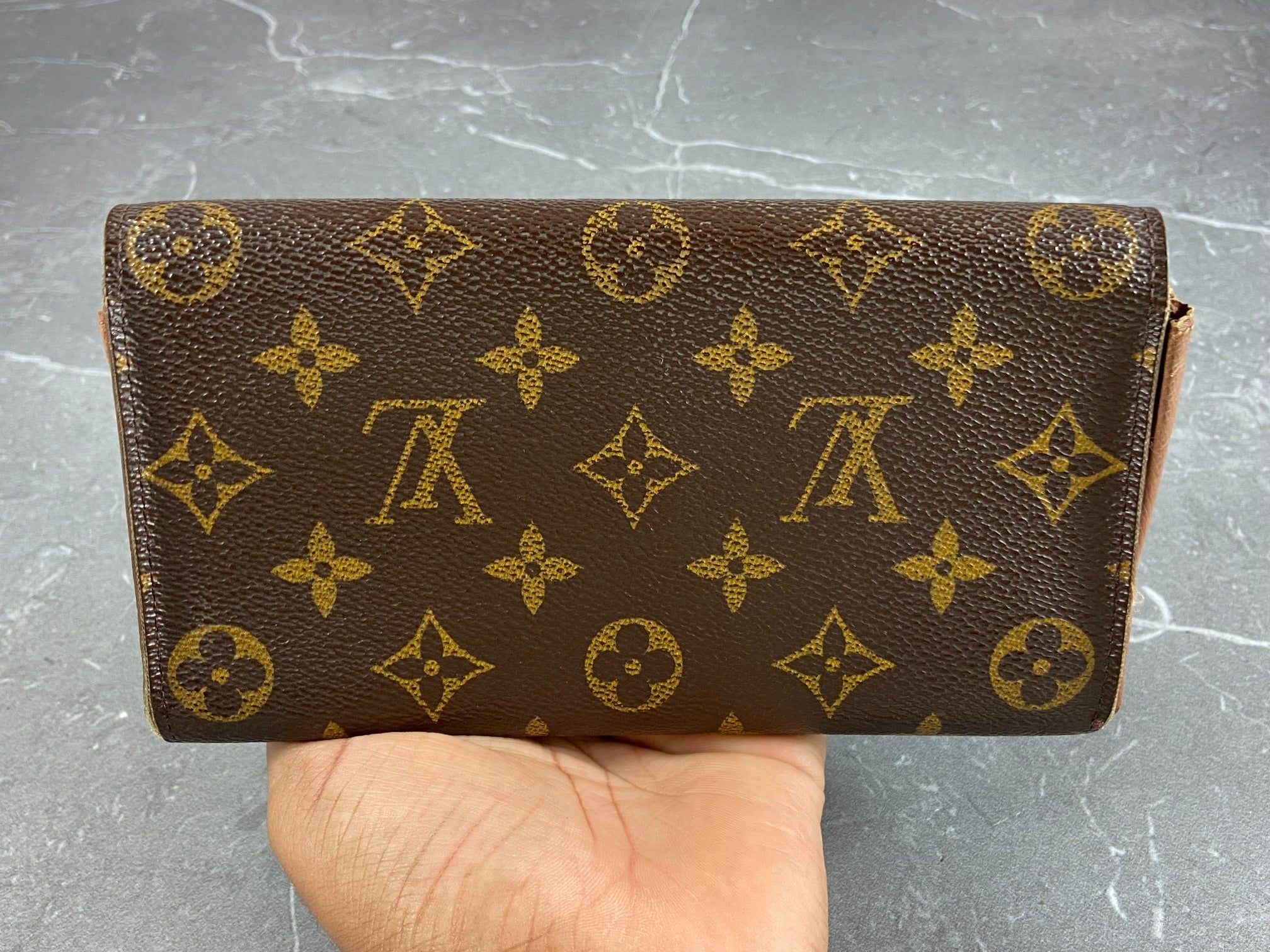Louis Vuitton Sarah Wallet Monogram Canvas