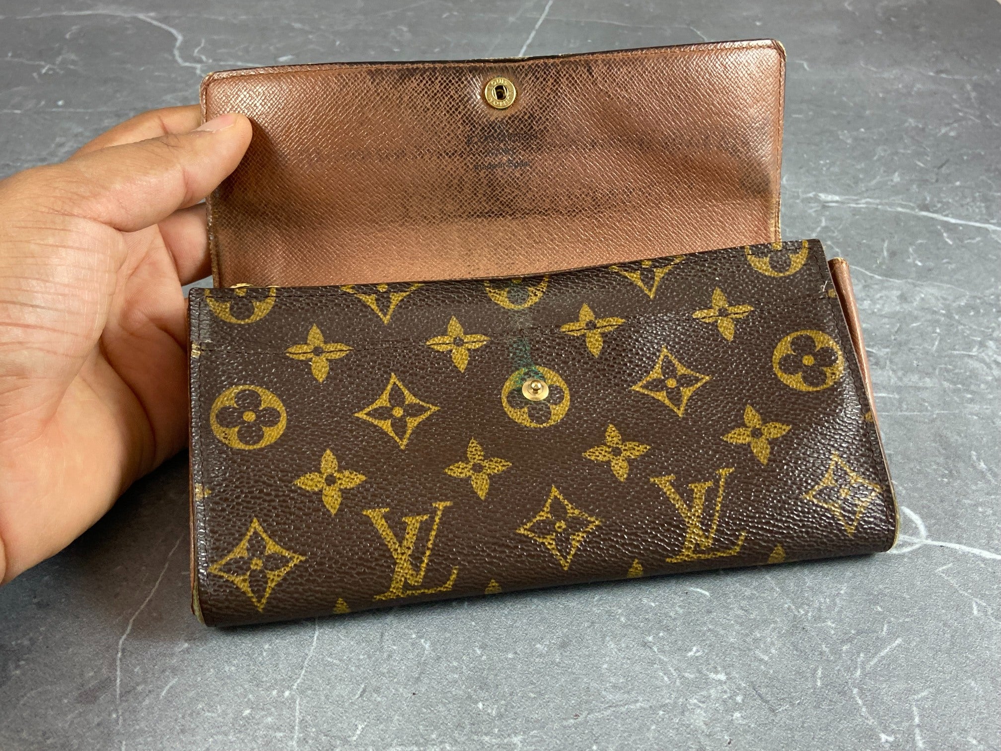 Louis Vuitton Sarah Wallet Monogram Canvas