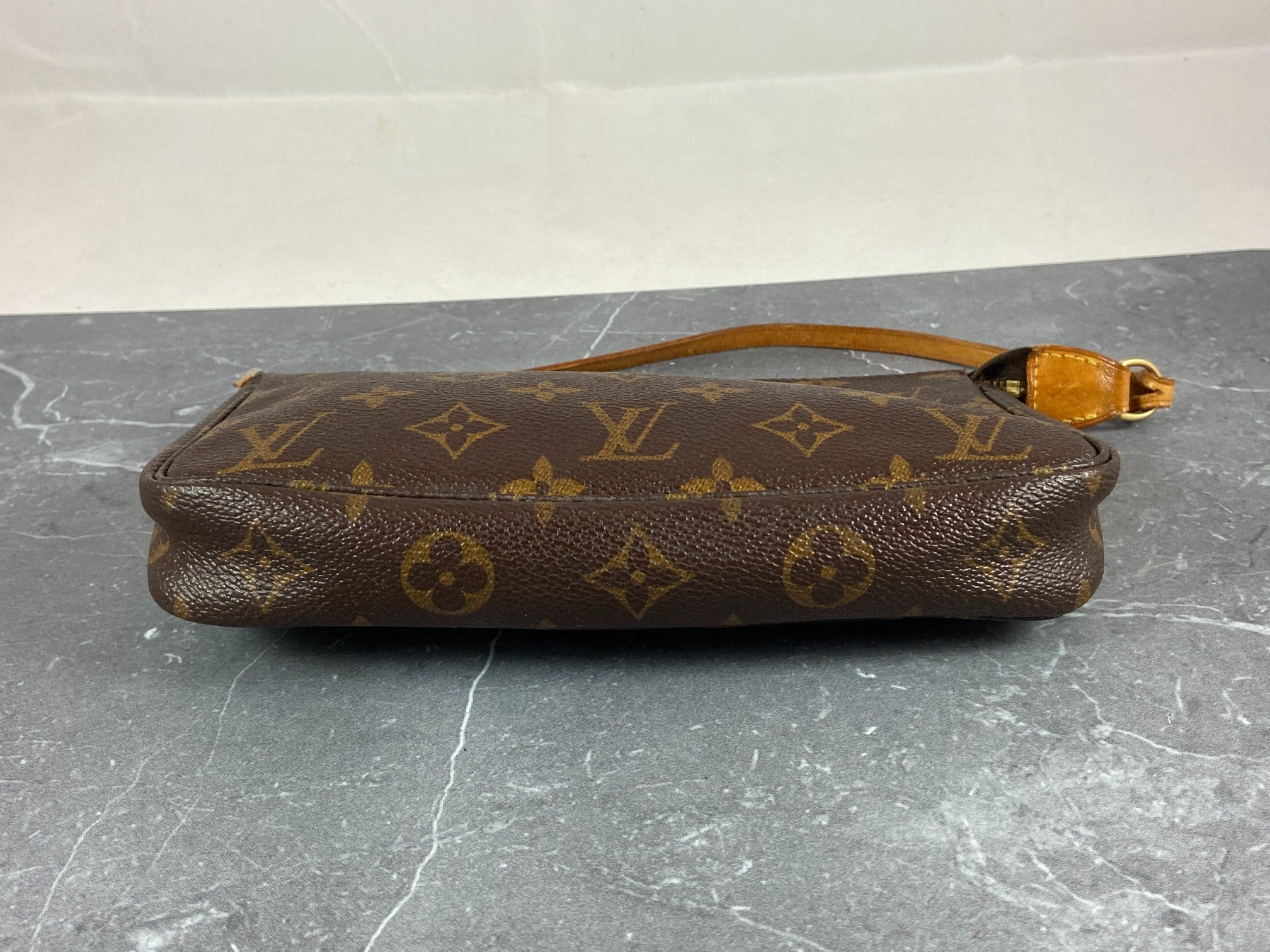 Louis Vuitton Pochette Accessoires Monogram Canvas