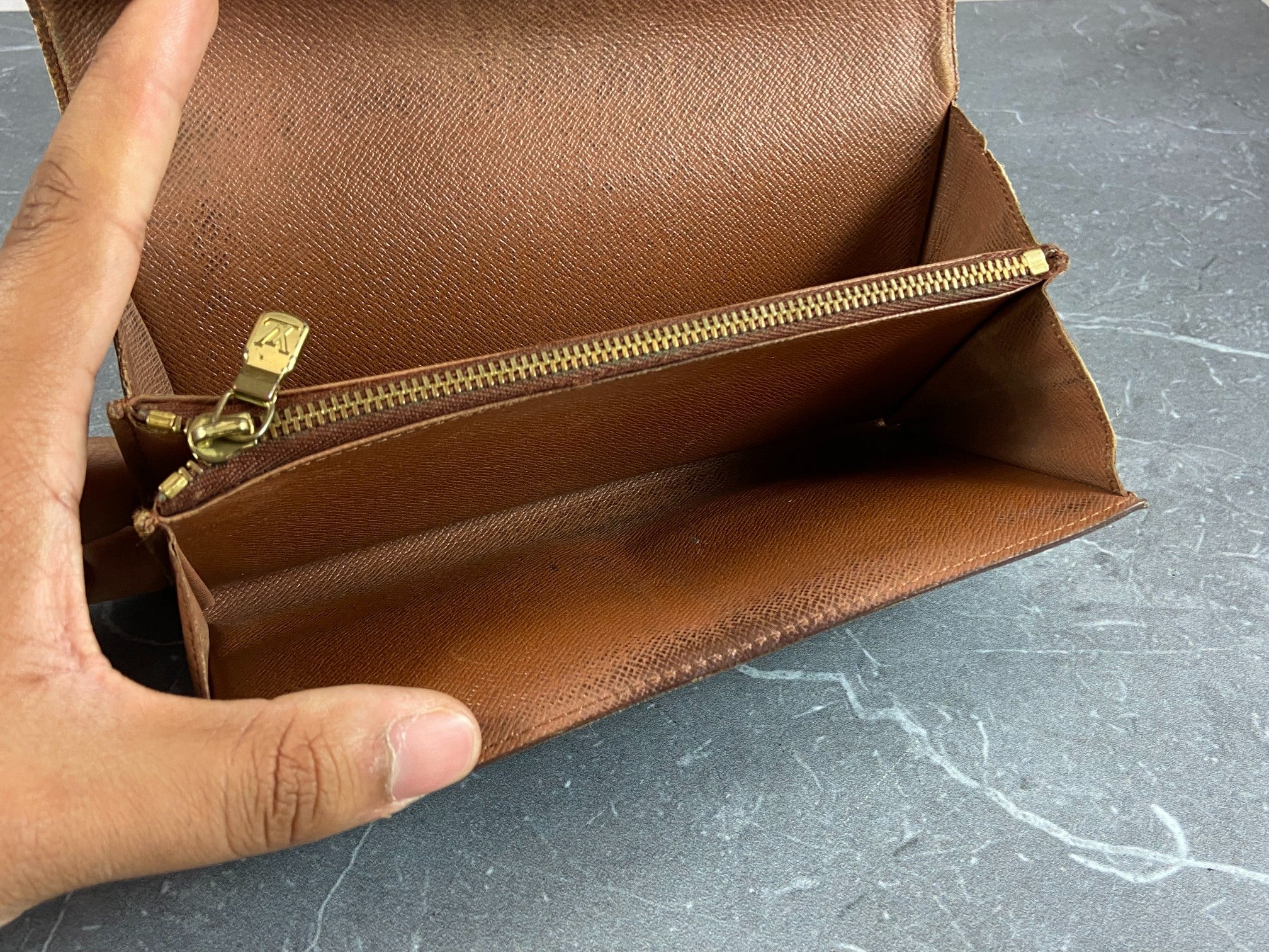 Louis Vuitton Sarah Wallet Monogram Canvas