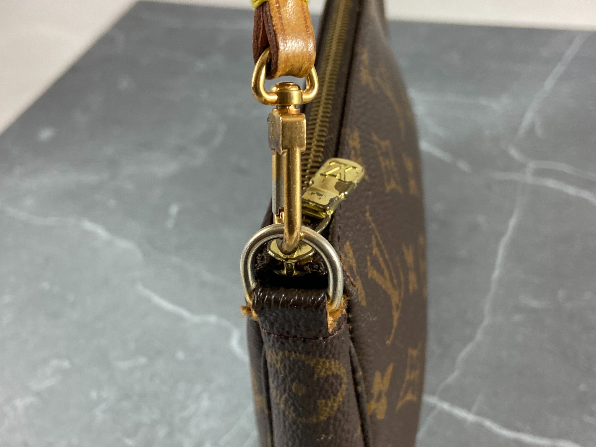 Louis Vuitton Pochette Accessoires Monogram Canvas