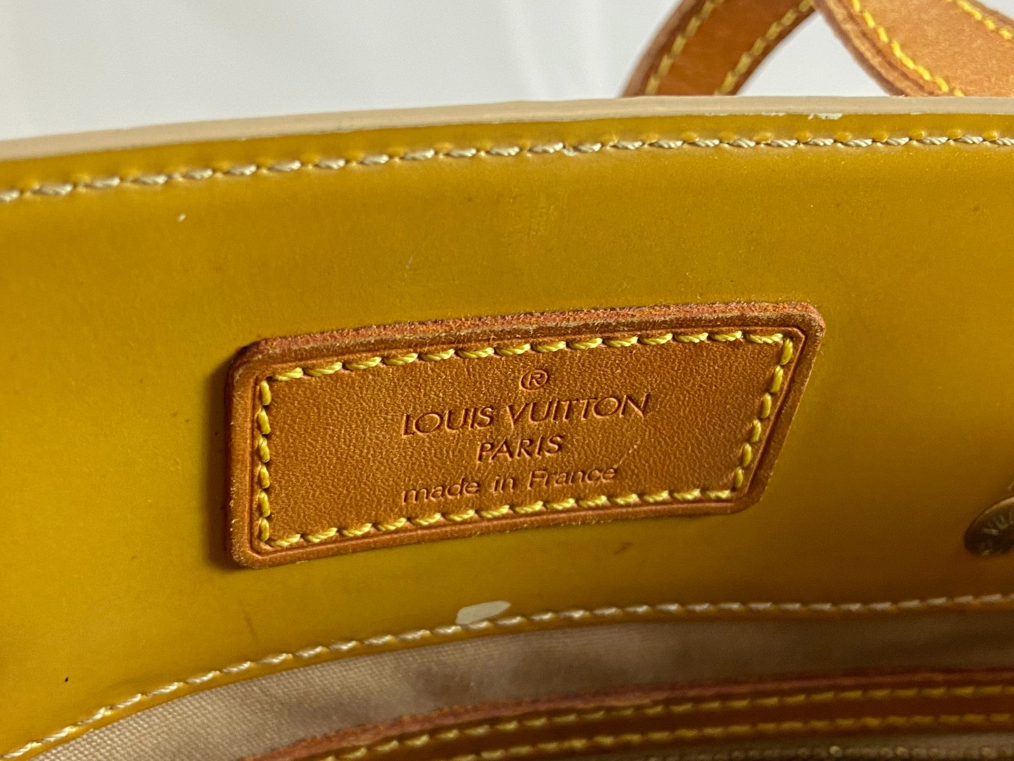 Louis Vuitton Reade MM Yellow Vernis Leather
