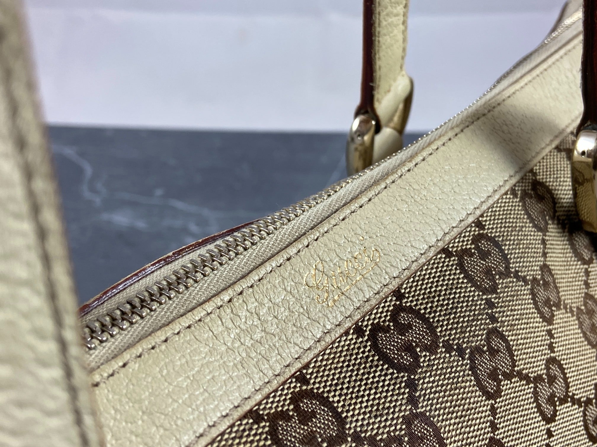 Gucci Abbey Hand / Shopper Bag Grey GG Monogram