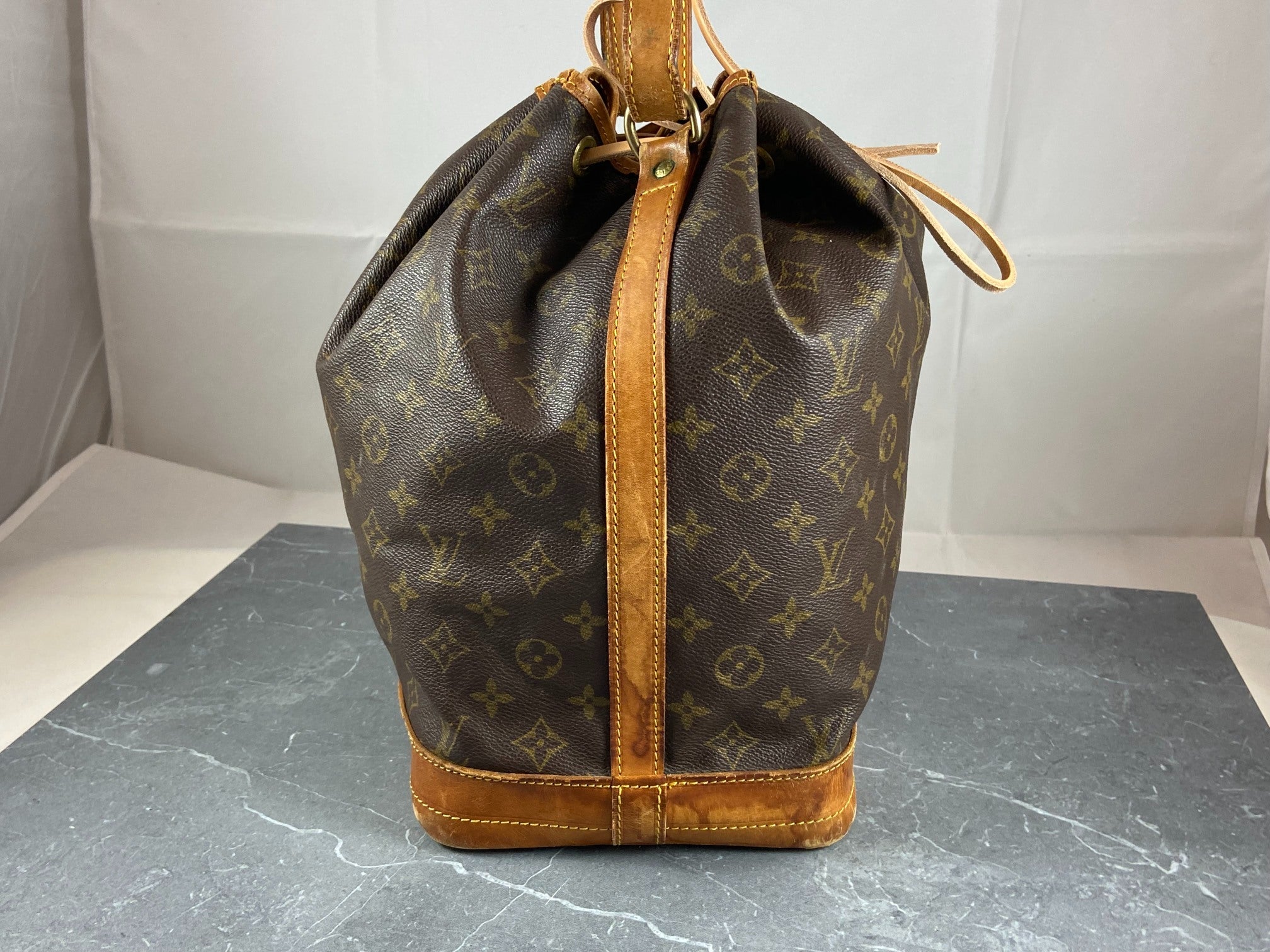 Louis Vuitton Sac Noé Grand Monogram Canvas