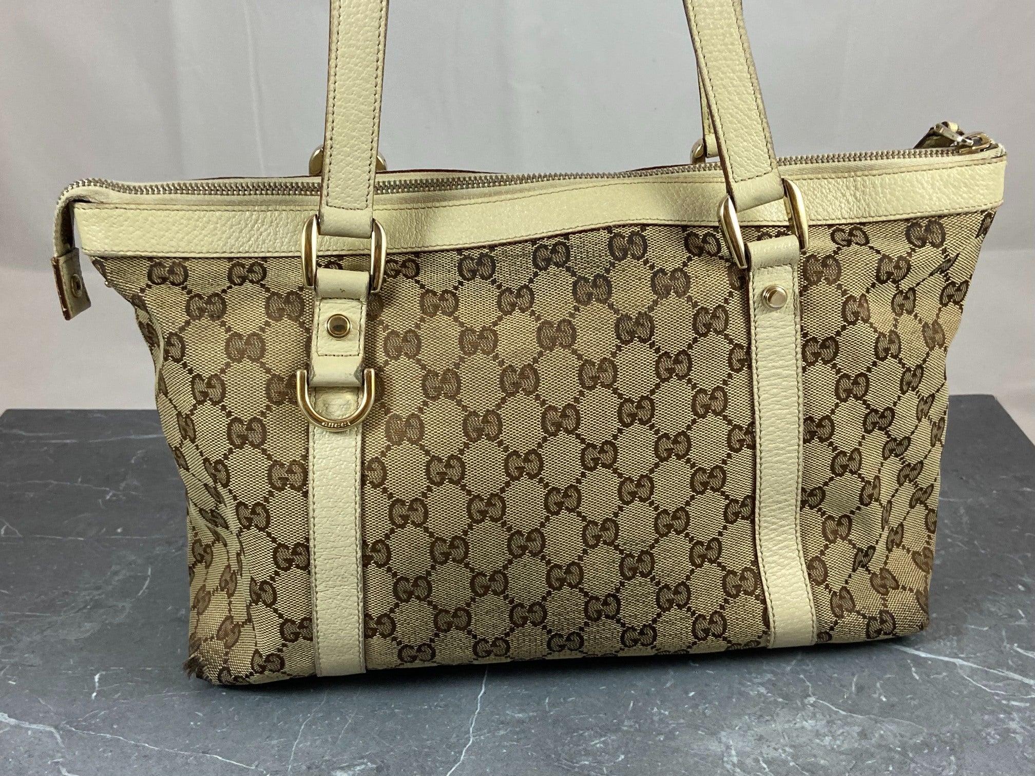 Gucci Abbey Hand / Shopper Bag Grey GG Monogram