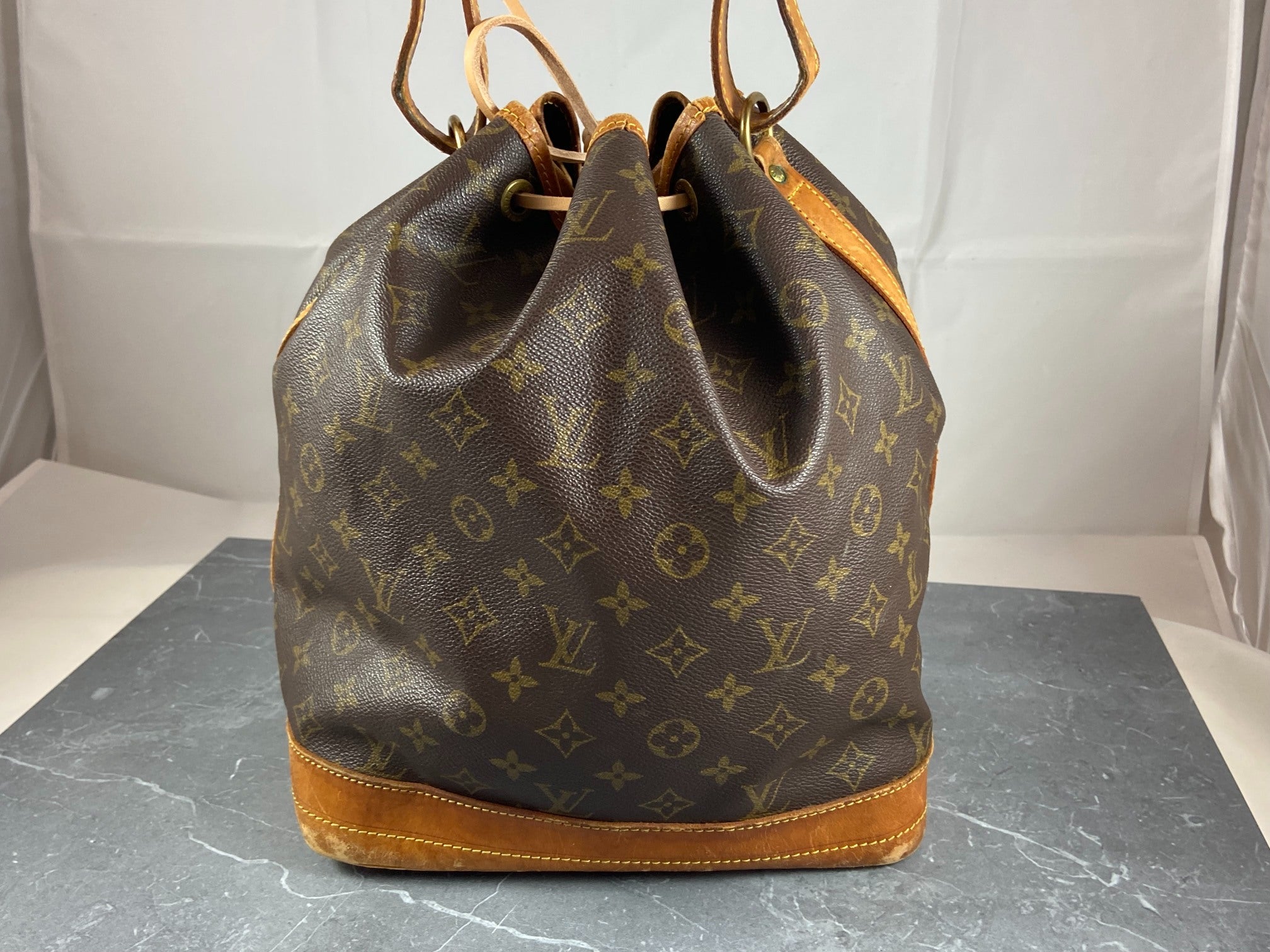 Louis Vuitton Sac Noé Grand Monogram Canvas