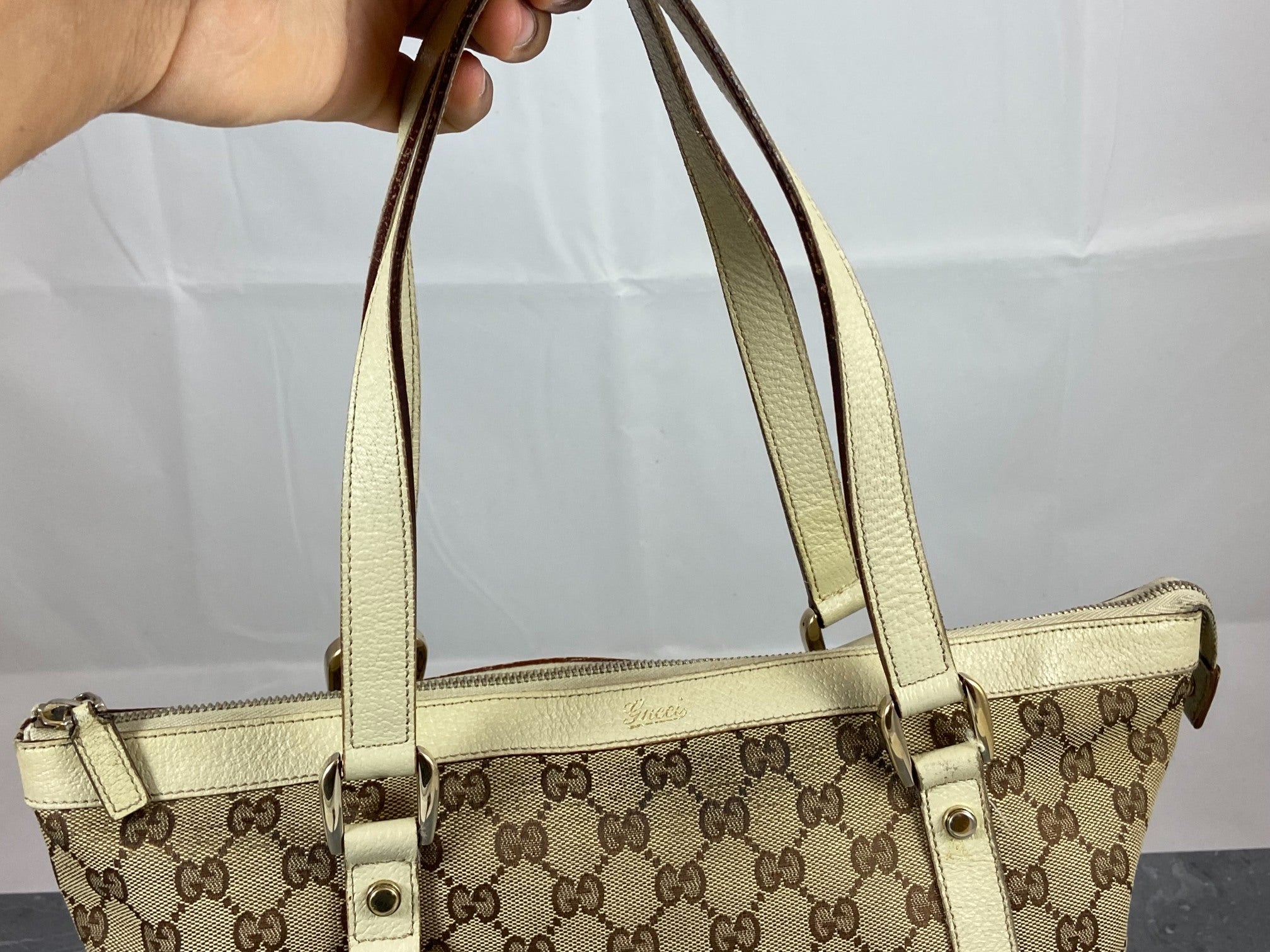 Gucci Abbey Hand / Shopper Bag Grey GG Monogram
