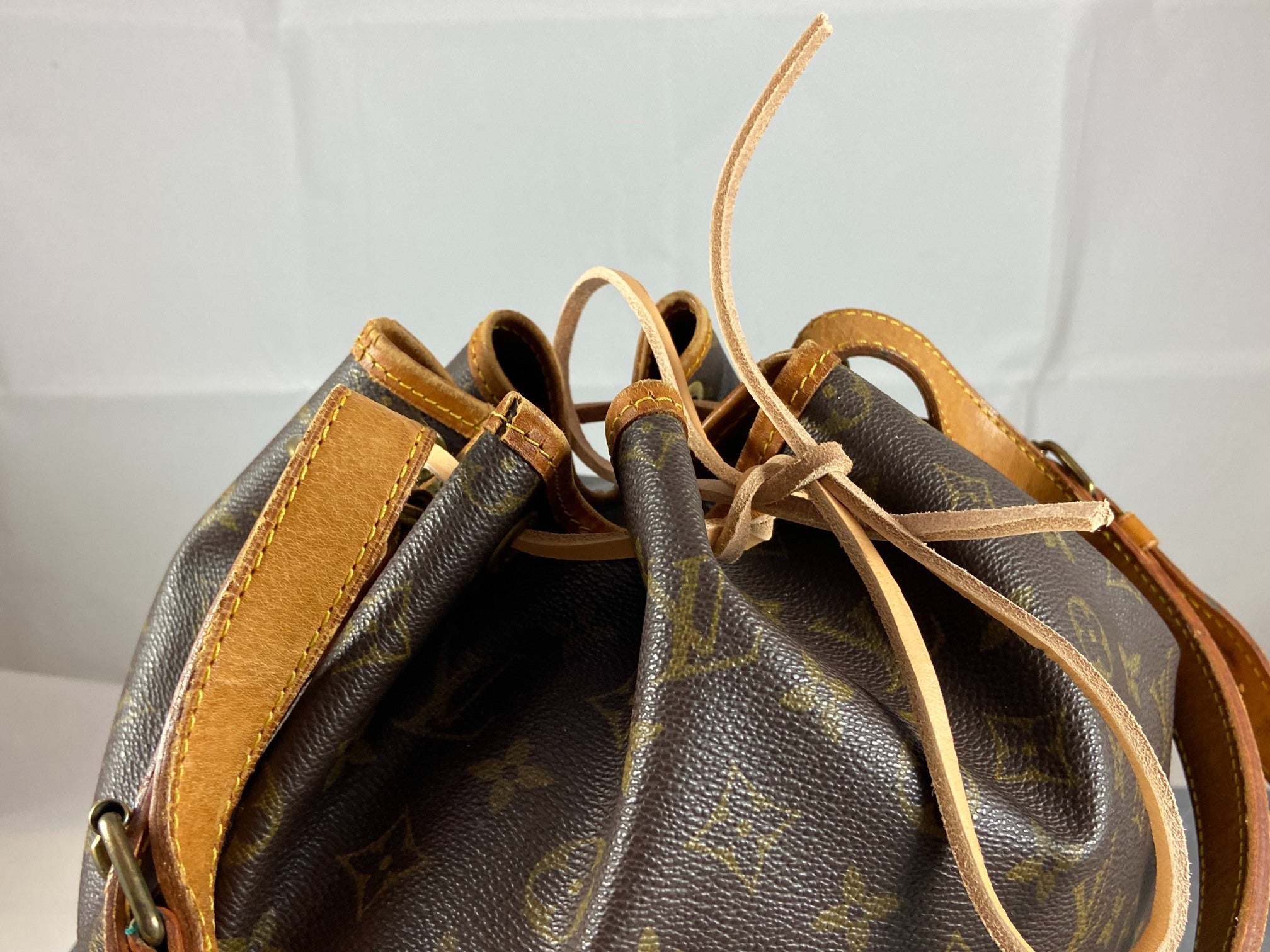 Louis Vuitton Sac Noé Grand Monogram Canvas