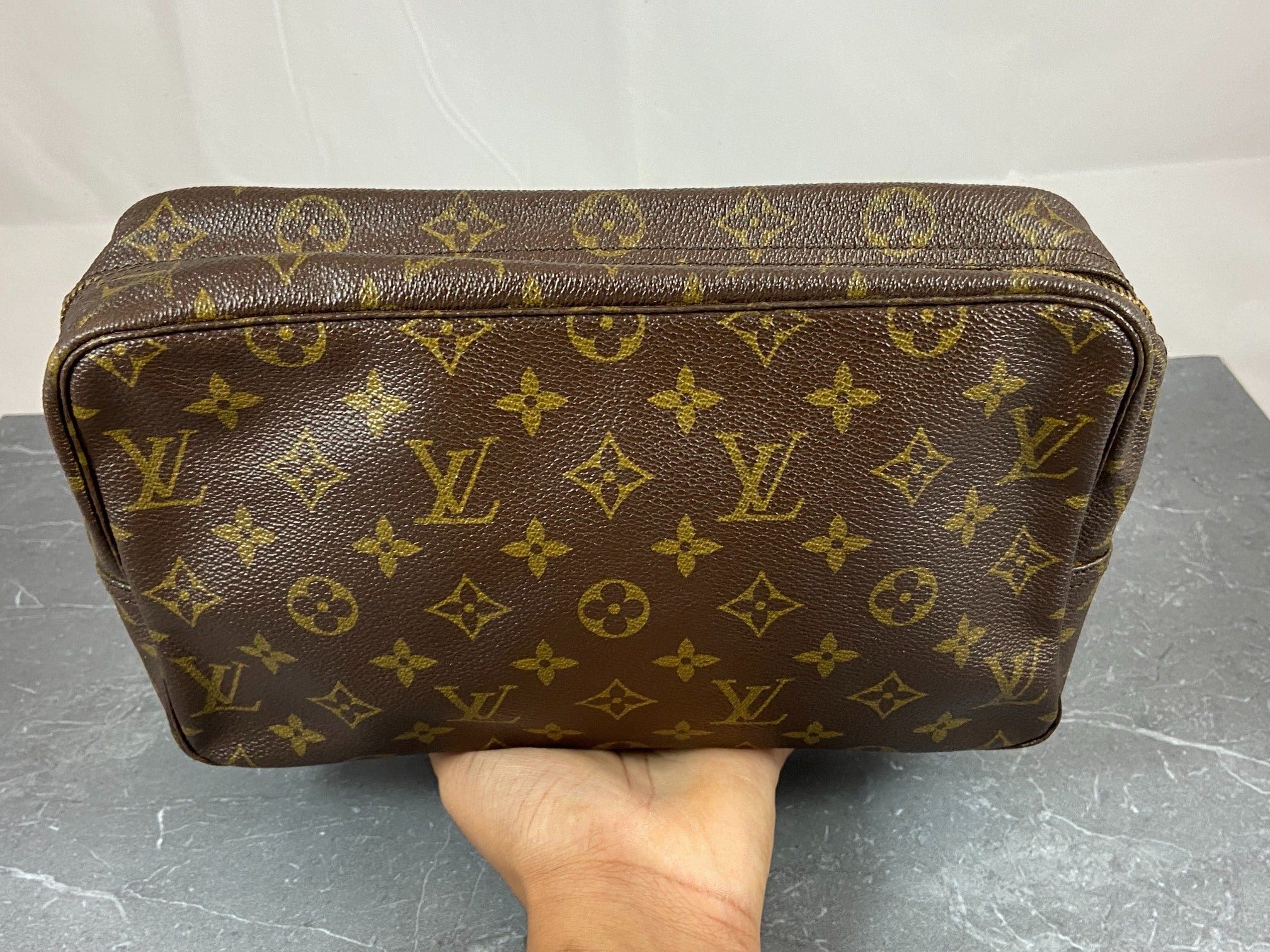Louis Vuitton Trousse Toilette 28 Monogram Canvas