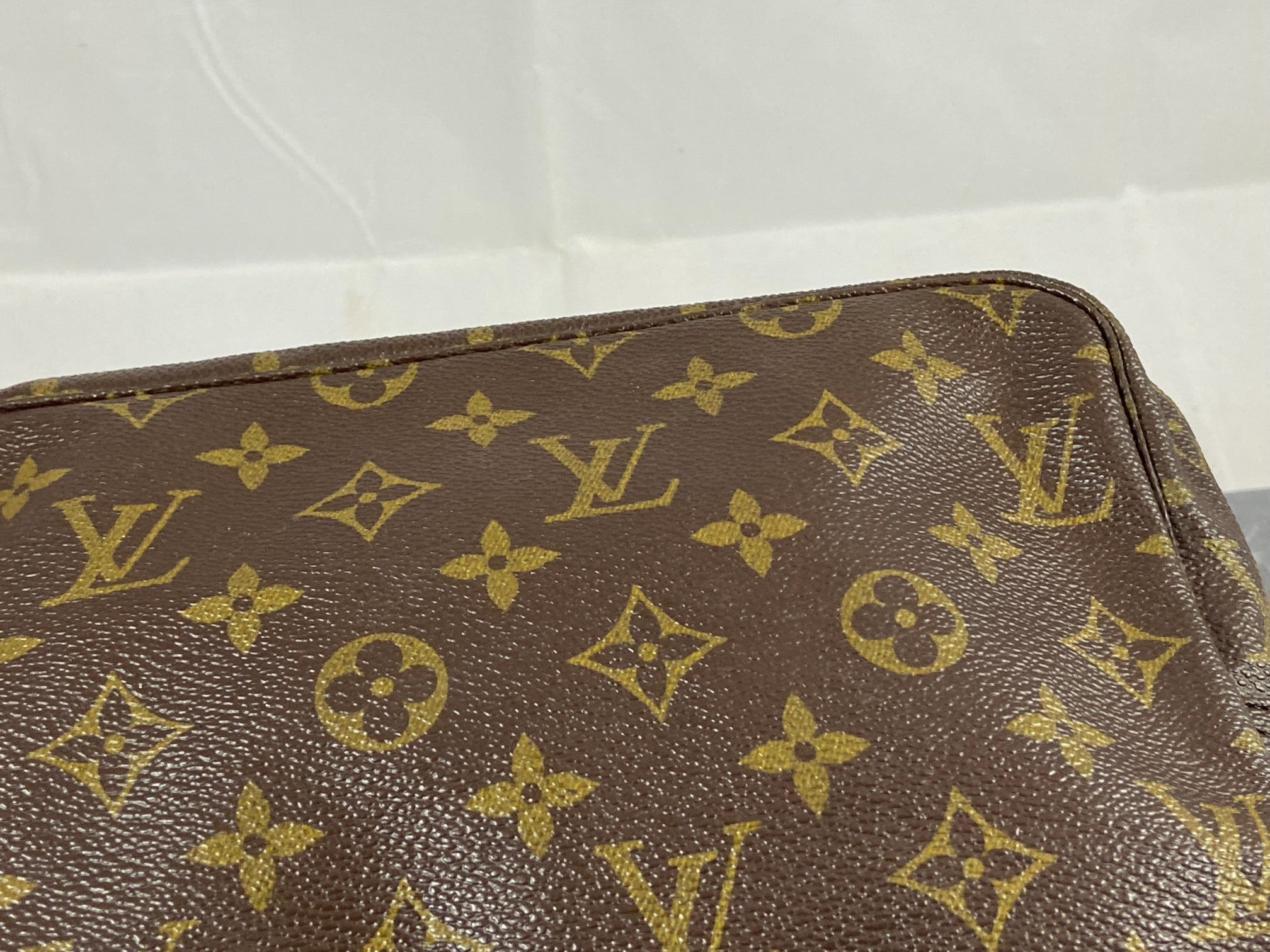 Louis Vuitton Trousse Toilette 28 Monogram Canvas