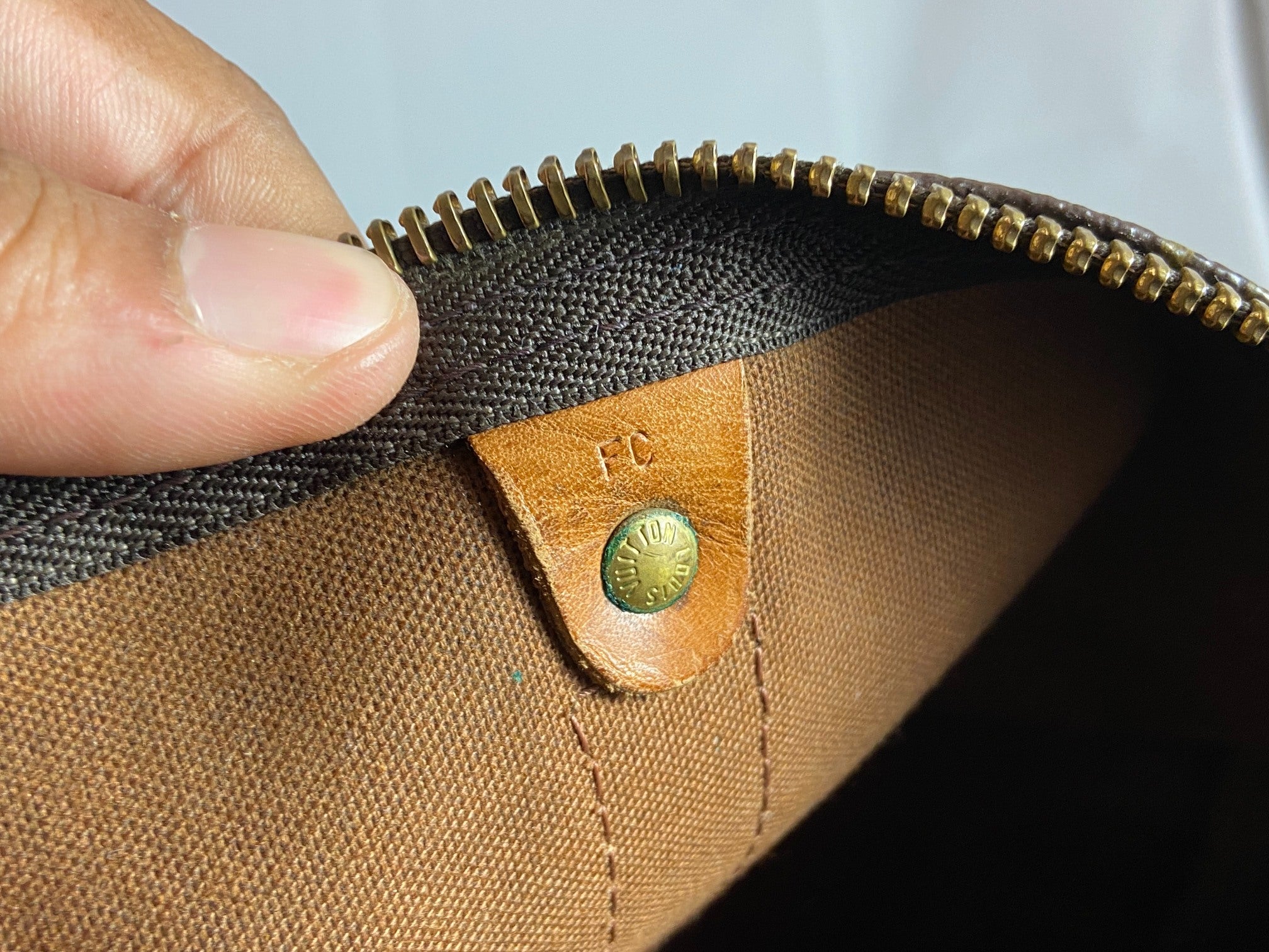 Louis Vuitton Keepall 50 Bandoulière Monogram Canvas