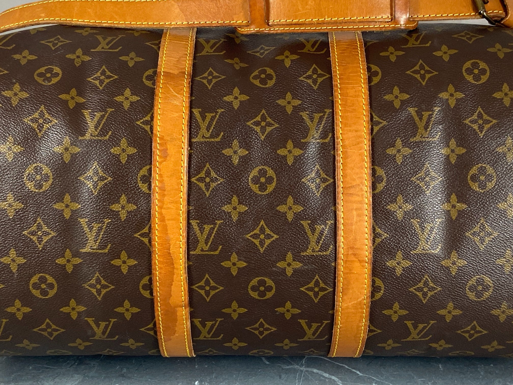 Louis Vuitton Keepall 50 Bandoulière Monogram Canvas