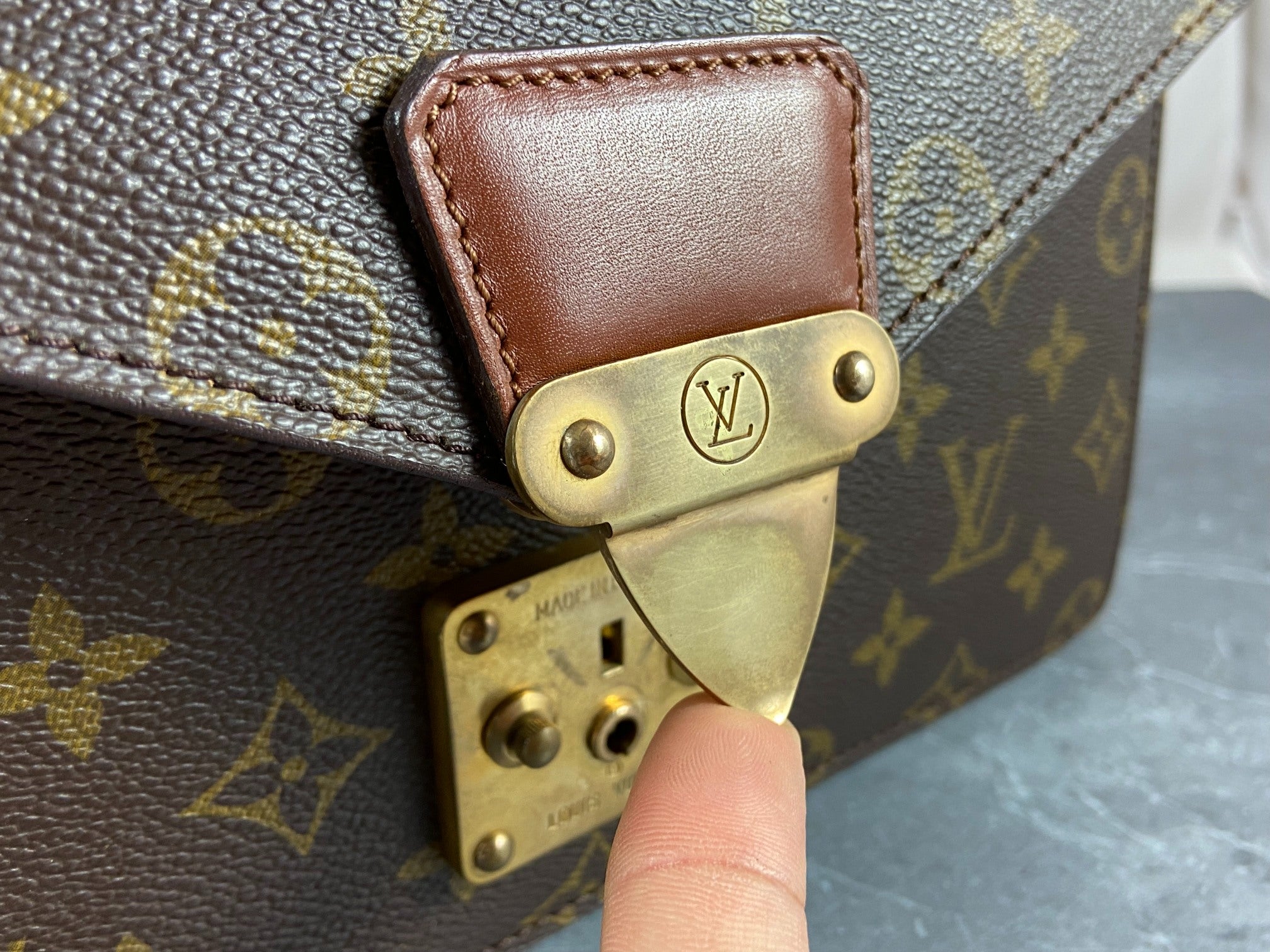 Louis Vuitton Monogram Canvas