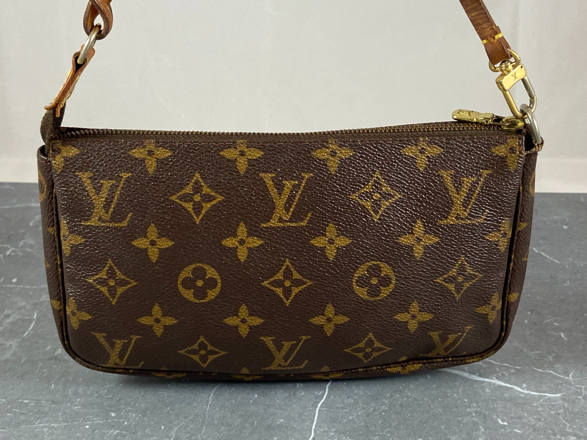 Louis Vuitton Pochette Accessoires Monogram Canvas