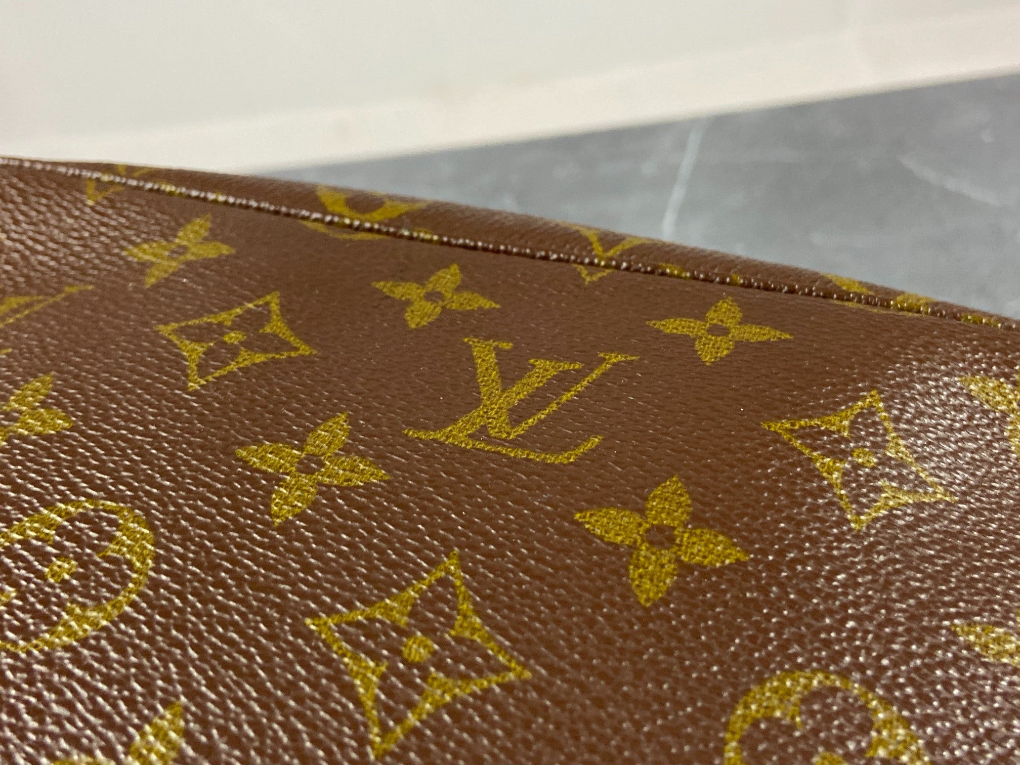 Louis Vuitton Trousse Toilette 23 Monogram Canvas