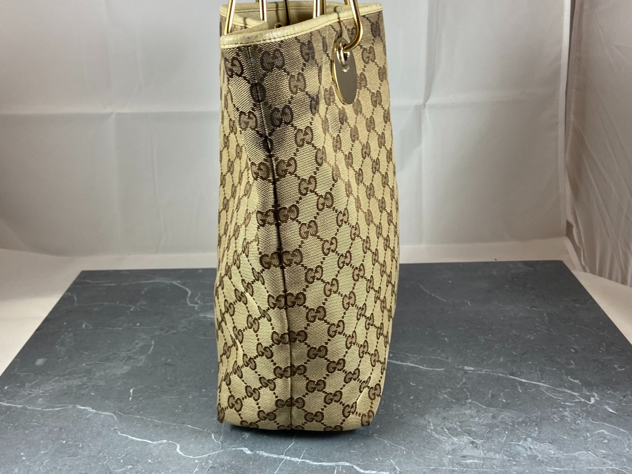 Gucci Hand / Tote Bag Beige GG Monogram