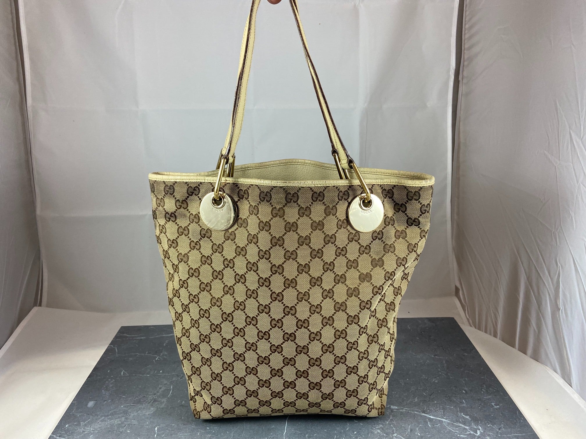 Gucci Hand / Tote Bag Beige GG Monogram