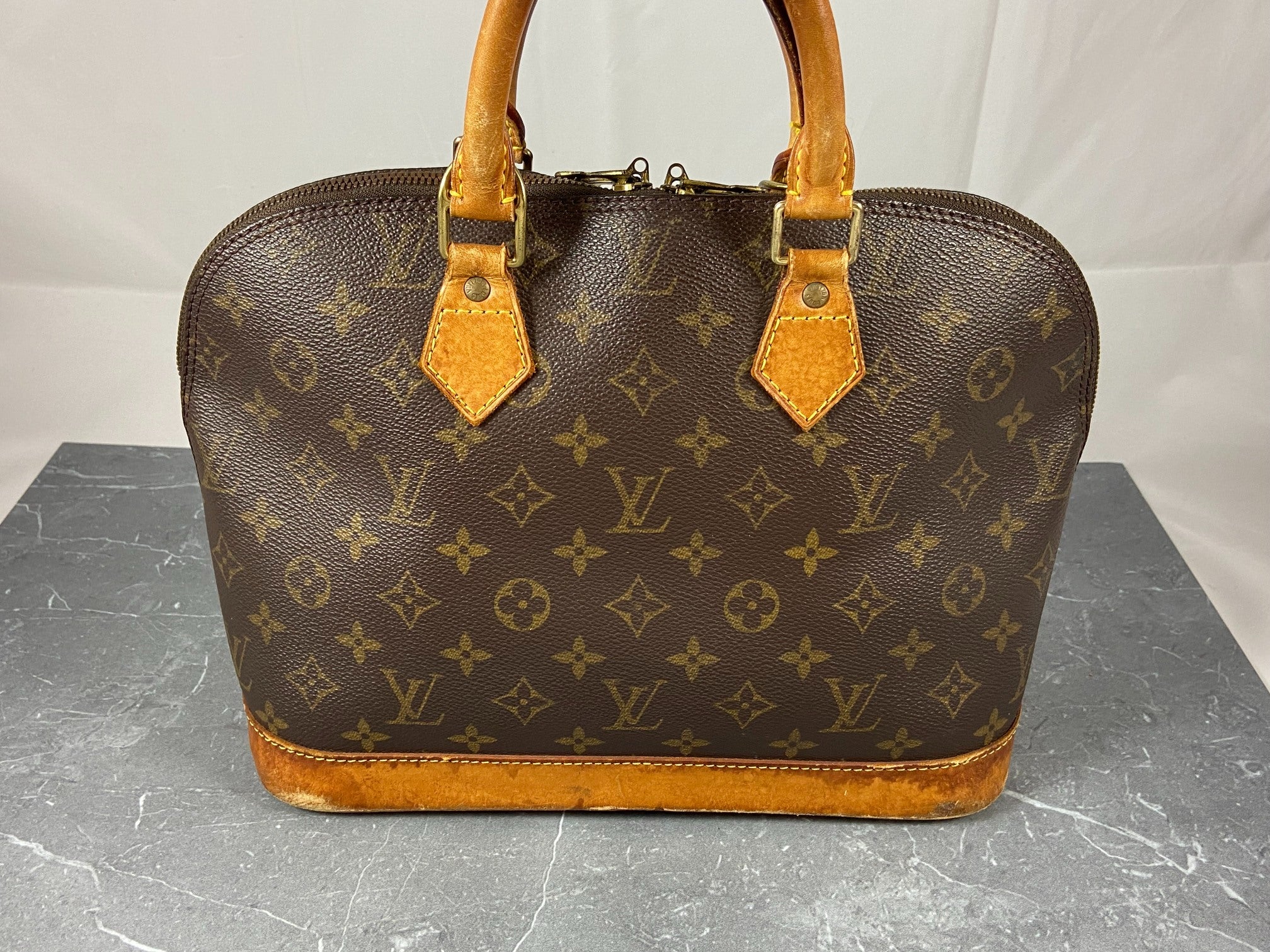 Louis Vuitton Alma PM Monogram Canvas