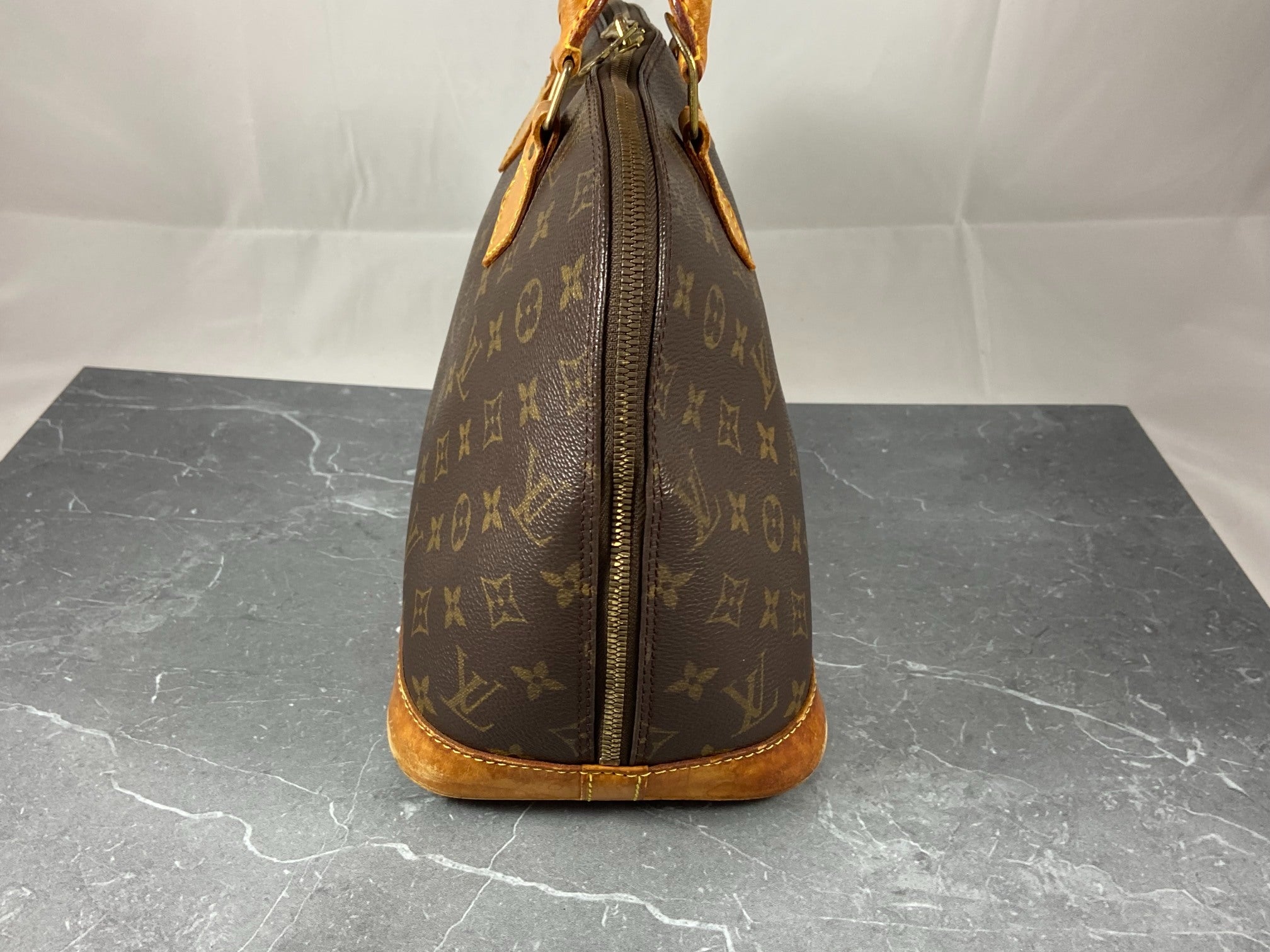 Louis Vuitton Alma PM Monogram Canvas