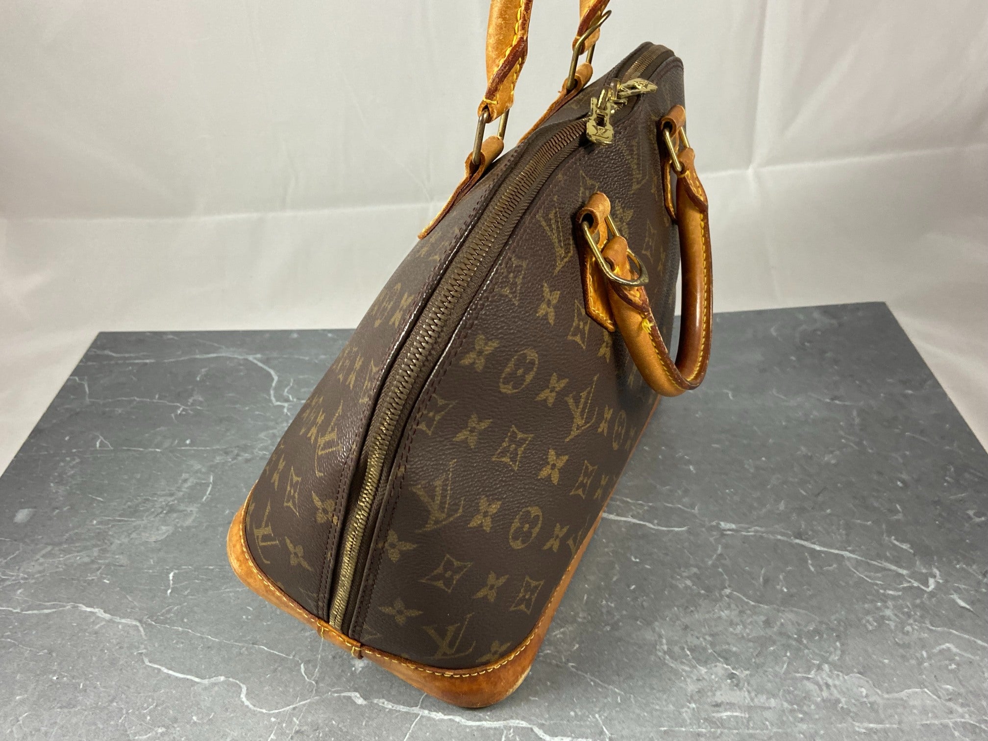 Louis Vuitton Alma PM Monogram Canvas
