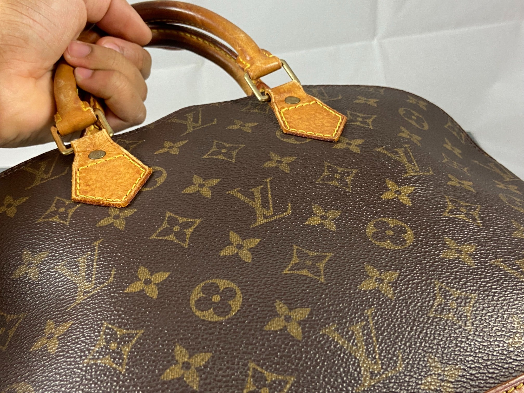 Louis Vuitton Alma PM Monogram Canvas