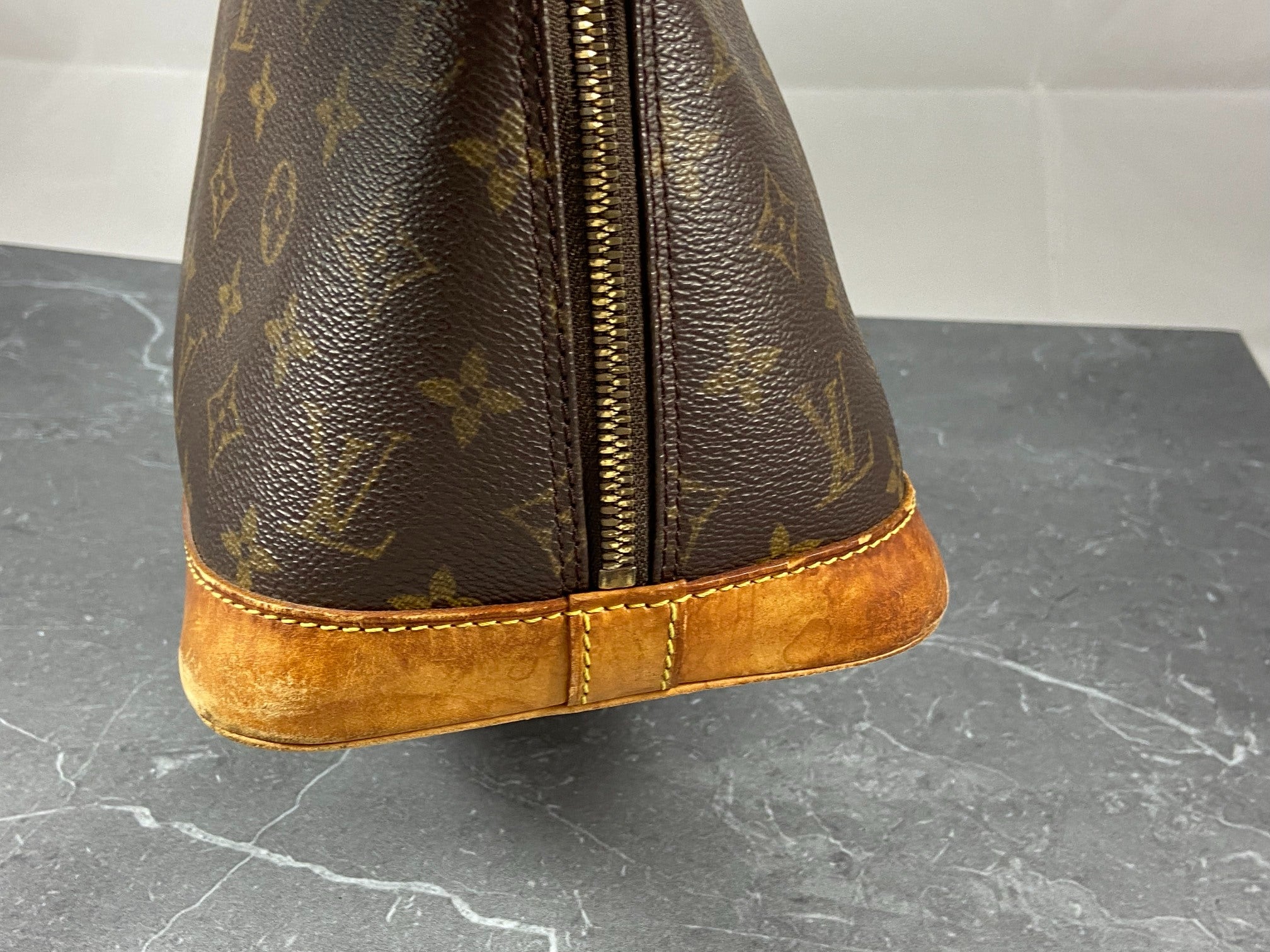 Louis Vuitton Alma PM Monogram Canvas