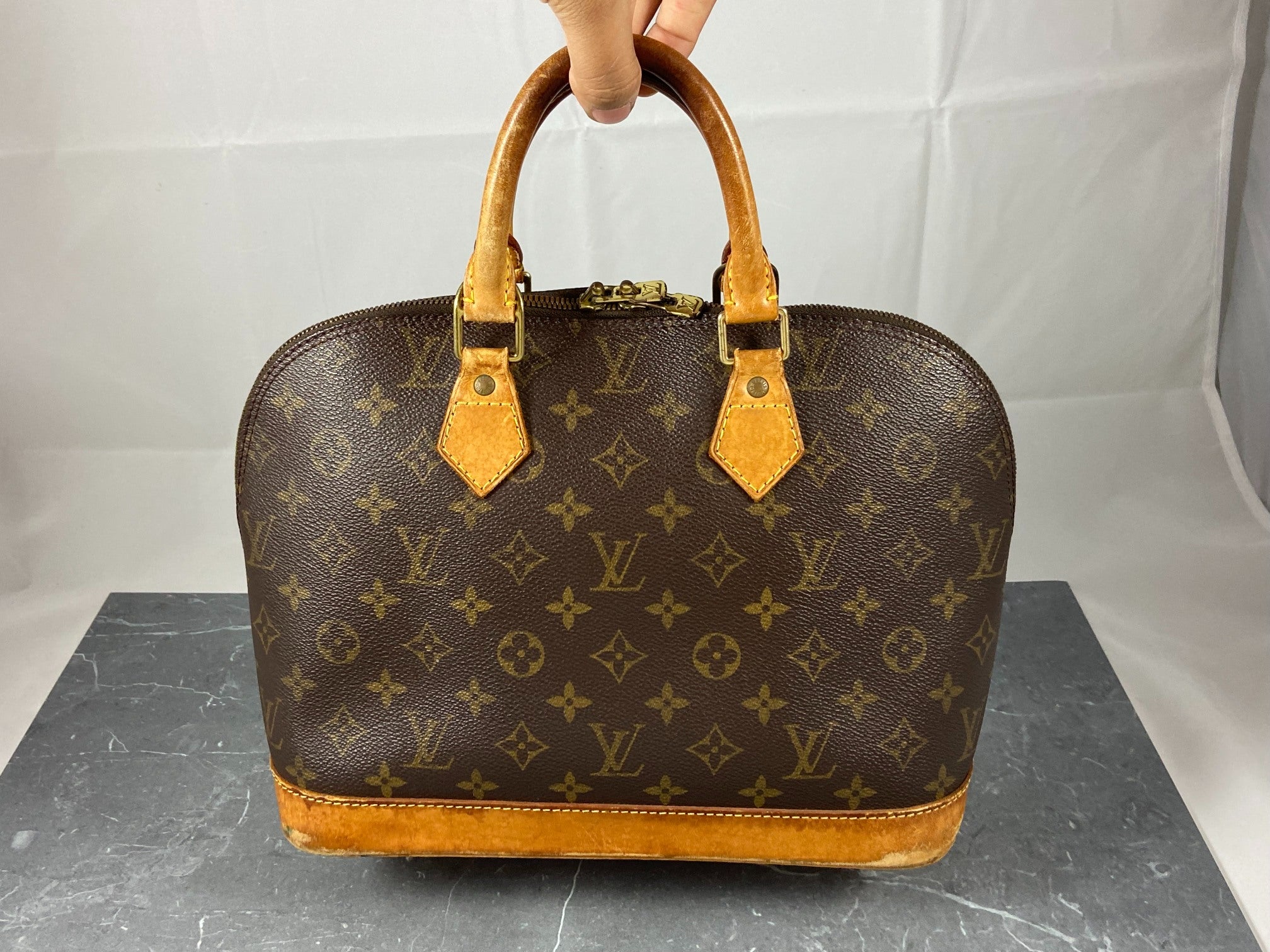 Louis Vuitton Alma PM Monogram Canvas