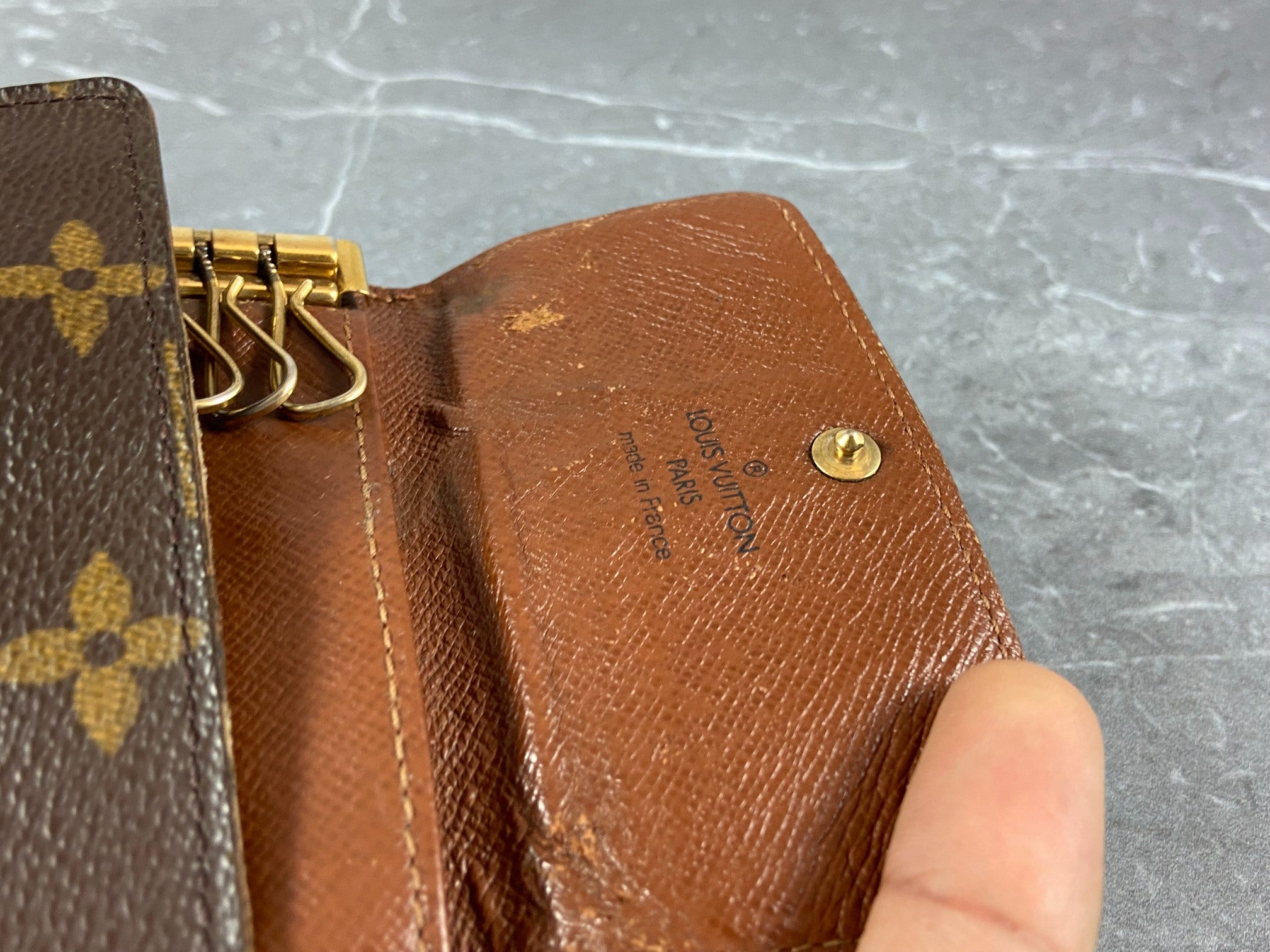 Louis Vuitton 6 Key Holder Monogram Canvas