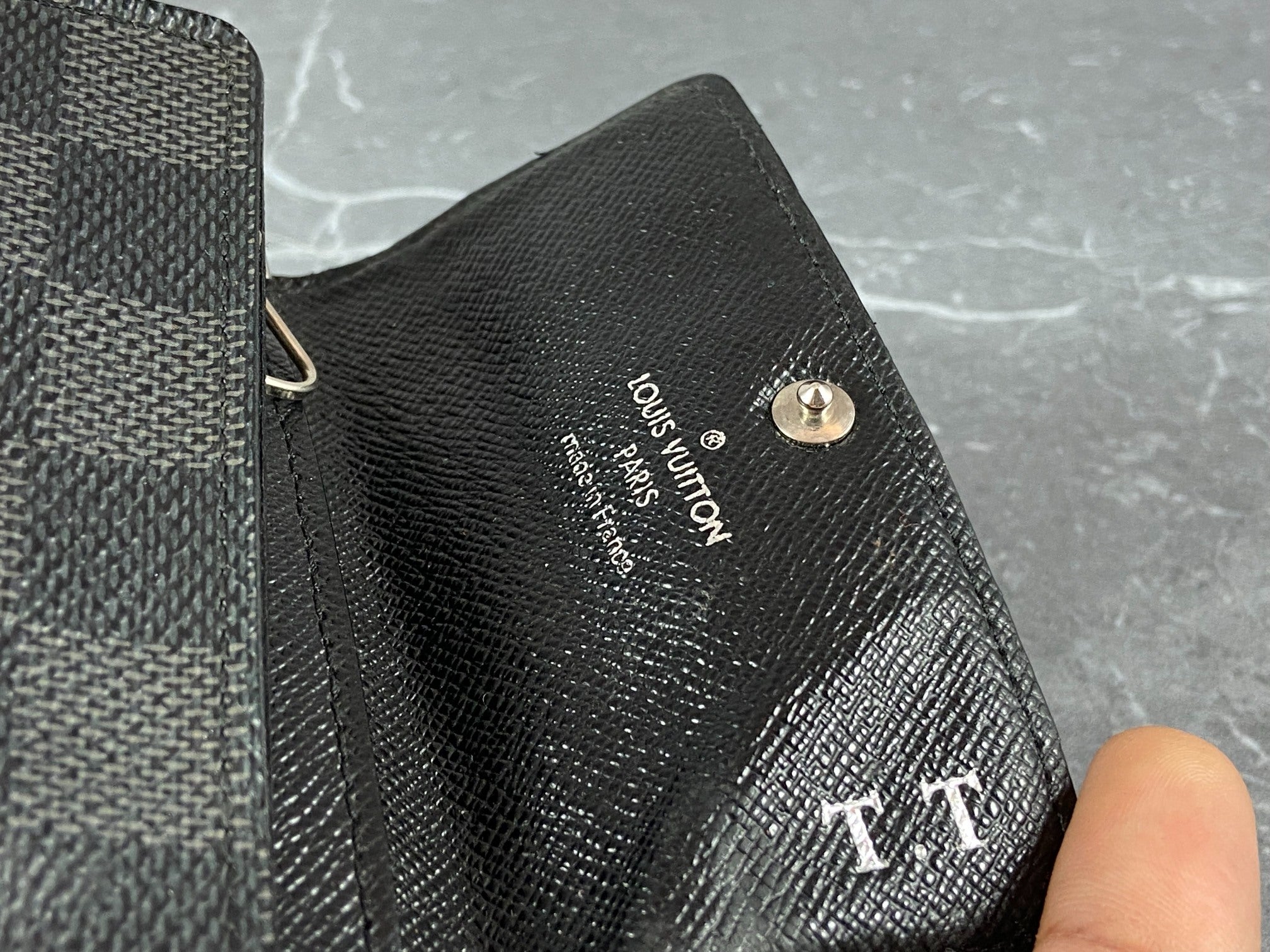 Louis Vuitton 6 Key Holder Damier Graphite Canvas