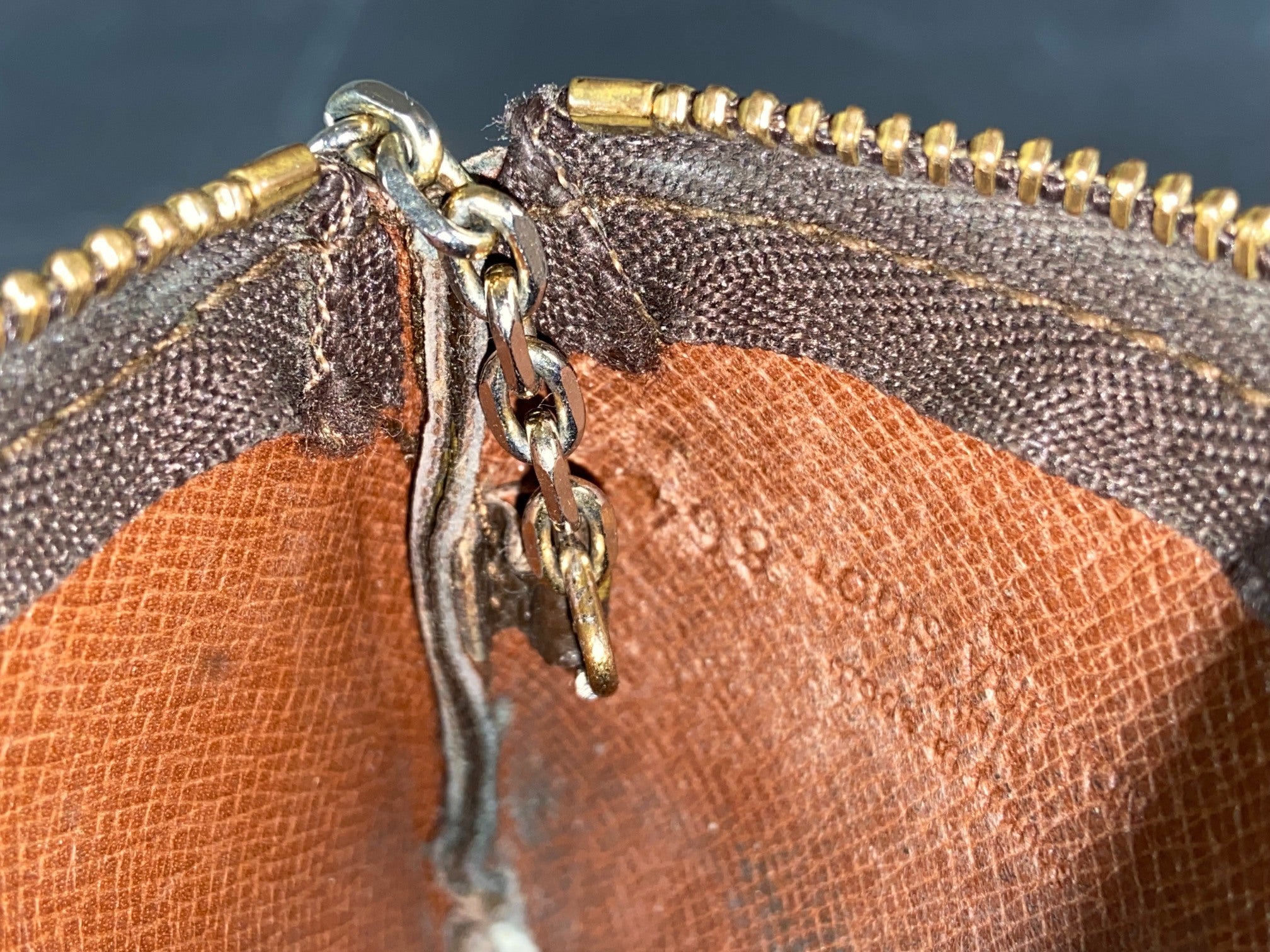 Louis Vuitton Pochette Cles Key Pouch Monogram Canvas