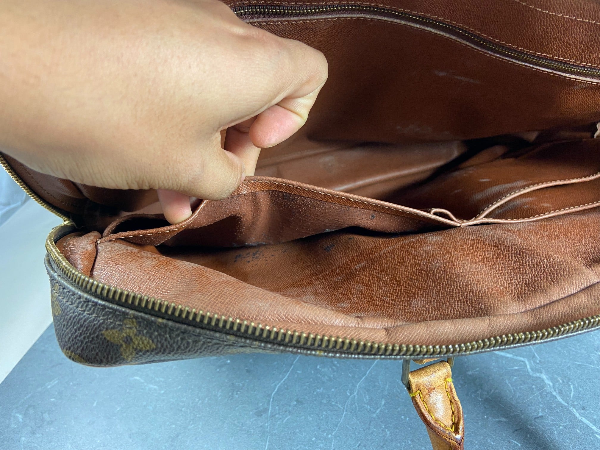 Louis Vuitton Porte Documents Voyage Monogram Canvas