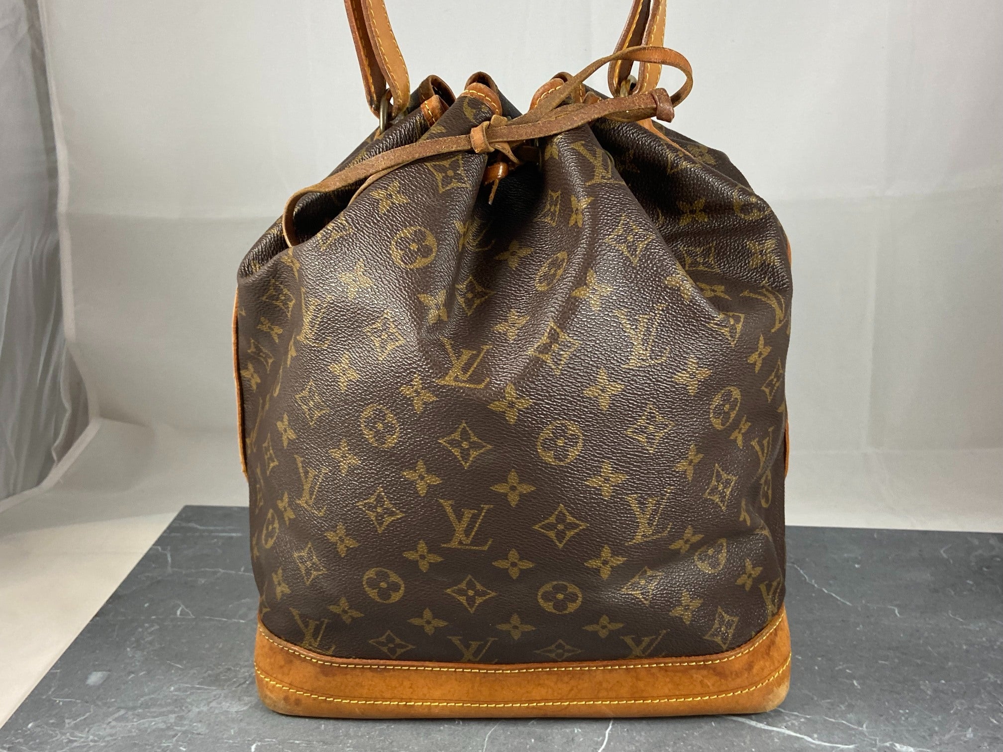 Louis Vuitton Sac Noé Grand Monogram Canvas
