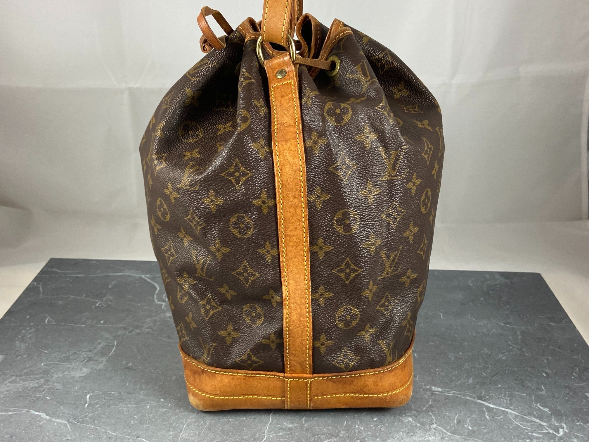 Louis Vuitton Sac Noé Grand Monogram Canvas