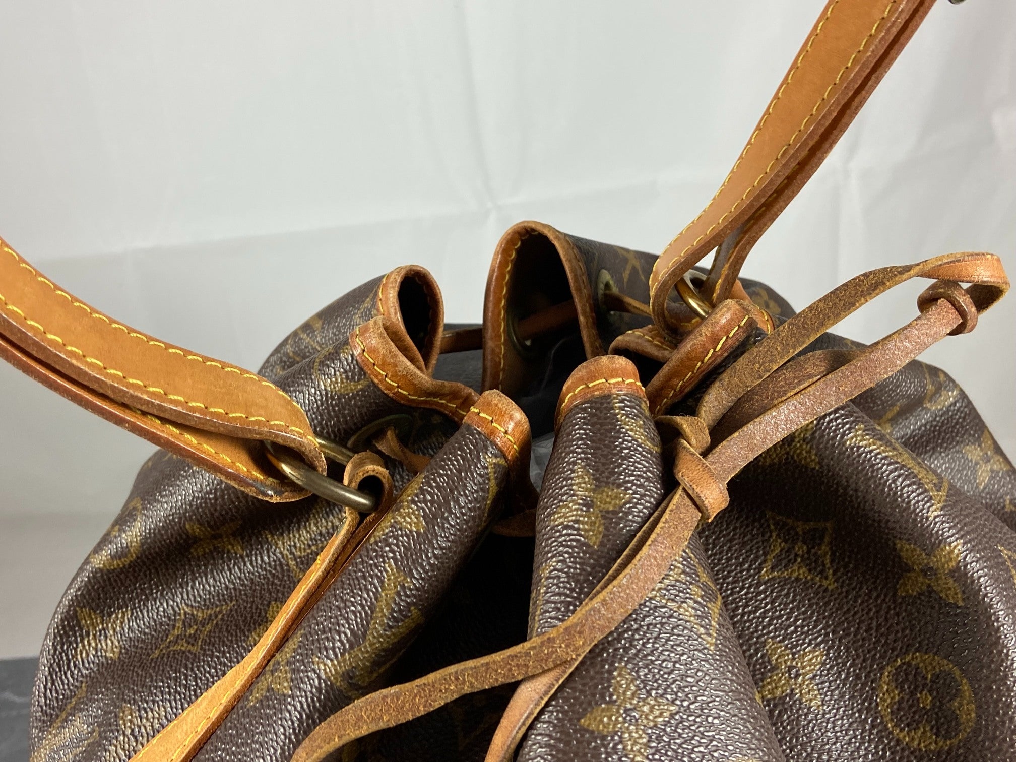 Louis Vuitton Sac Noé Grand Monogram Canvas