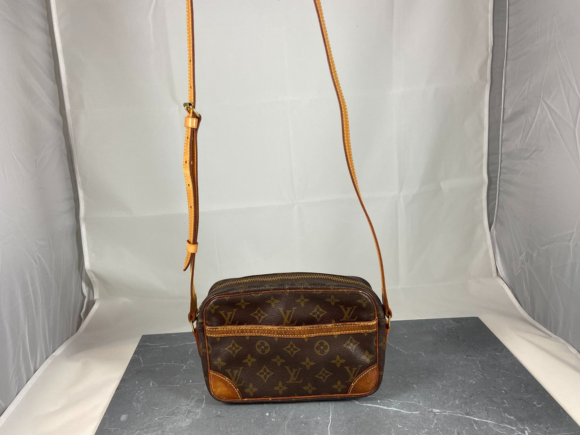 Louis Vuitton Trocadero 23 Shoulder Bag Monogram Canvas