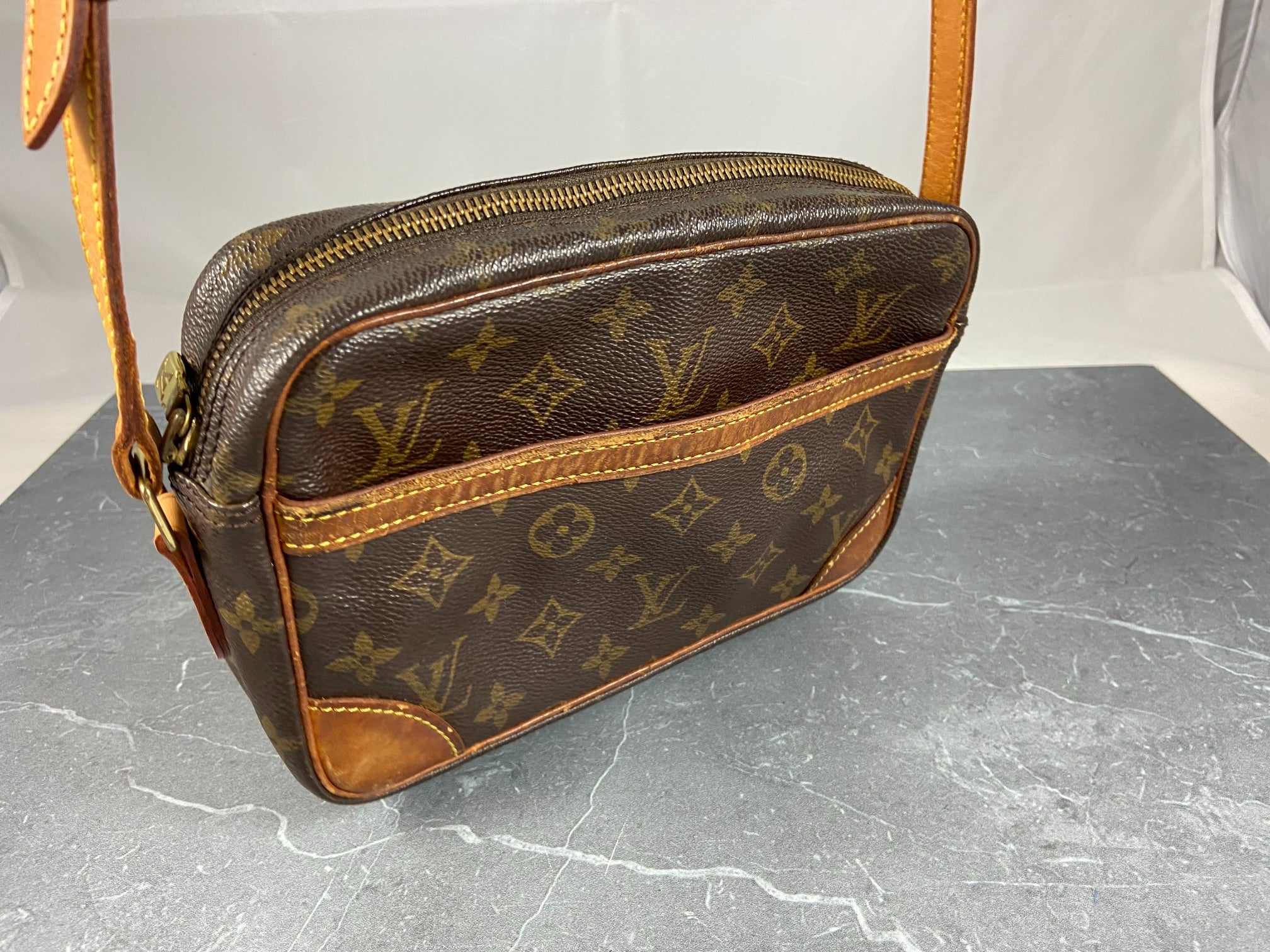Louis Vuitton Trocadero 23 Shoulder Bag Monogram Canvas