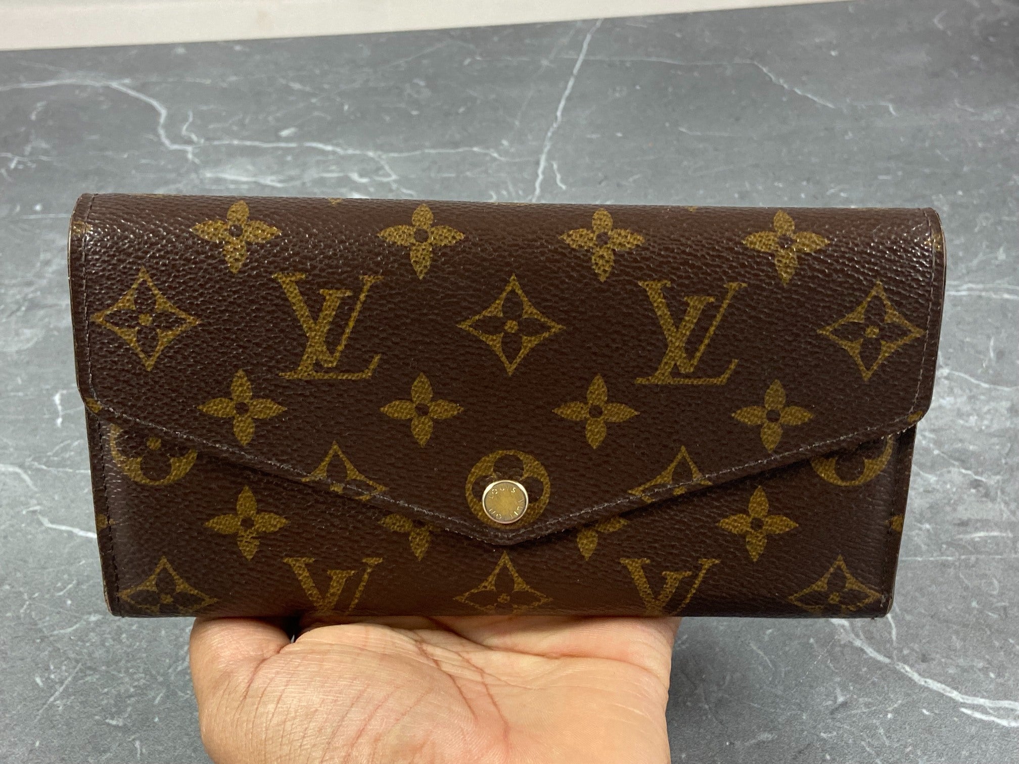 Louis Vuitton Sarah Wallet Monogram Canvas