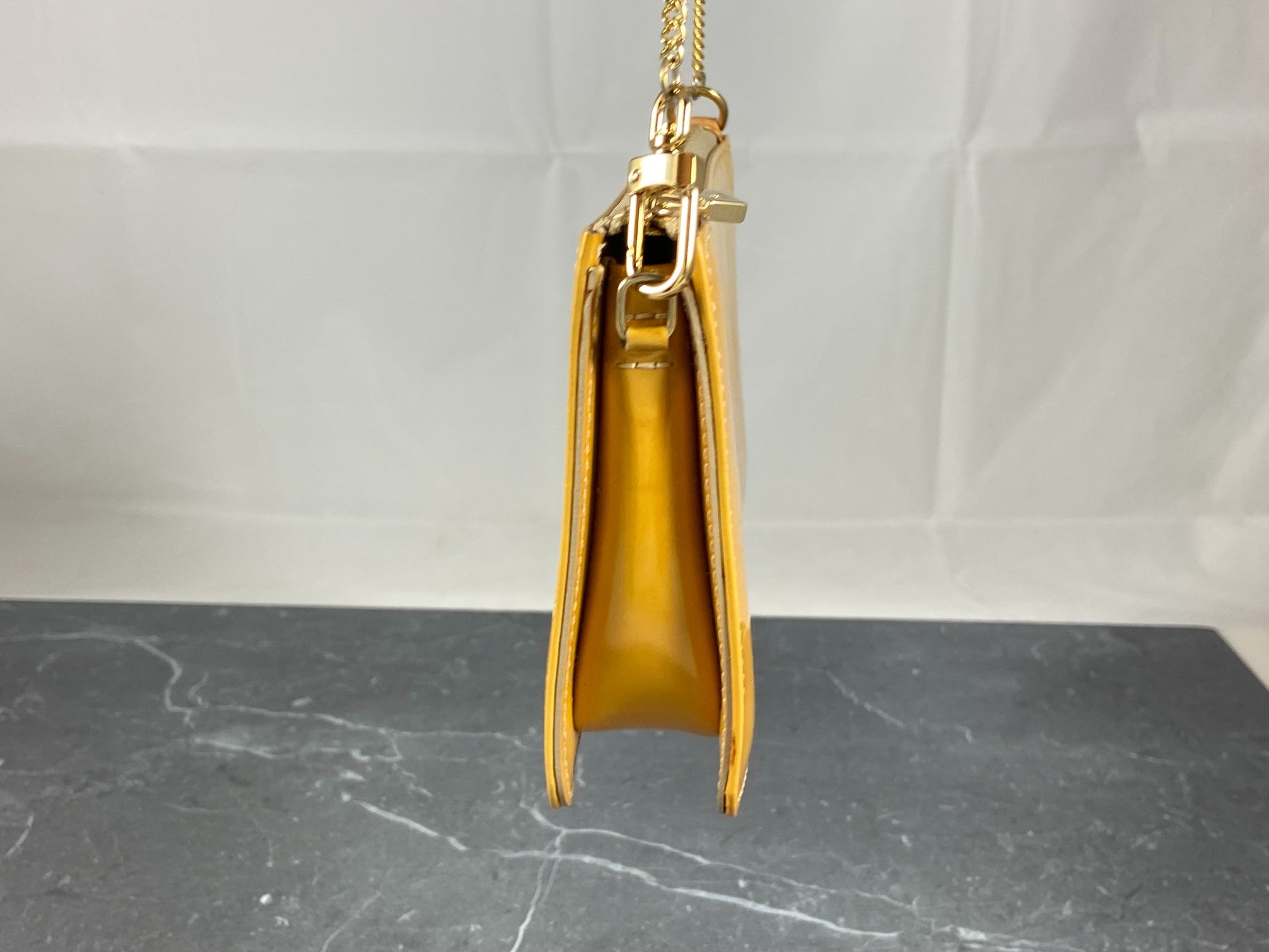 Louis Vuitton Pochette Lexington Yellow Vernis Monogram Leather