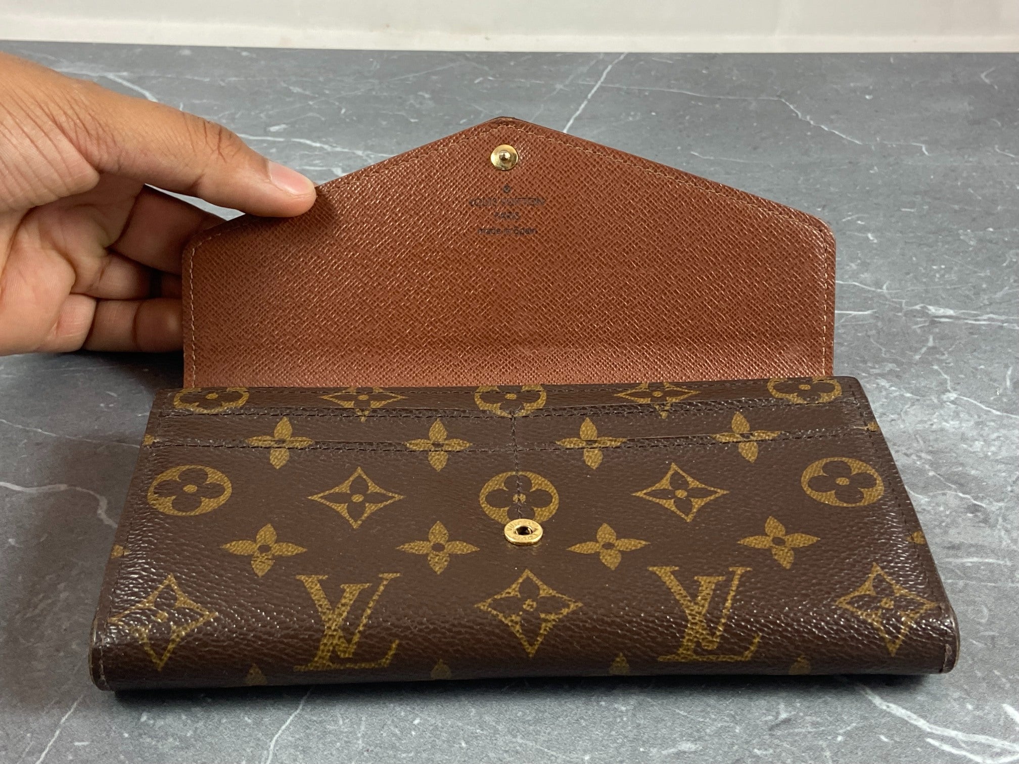 Louis Vuitton Sarah Wallet Monogram Canvas