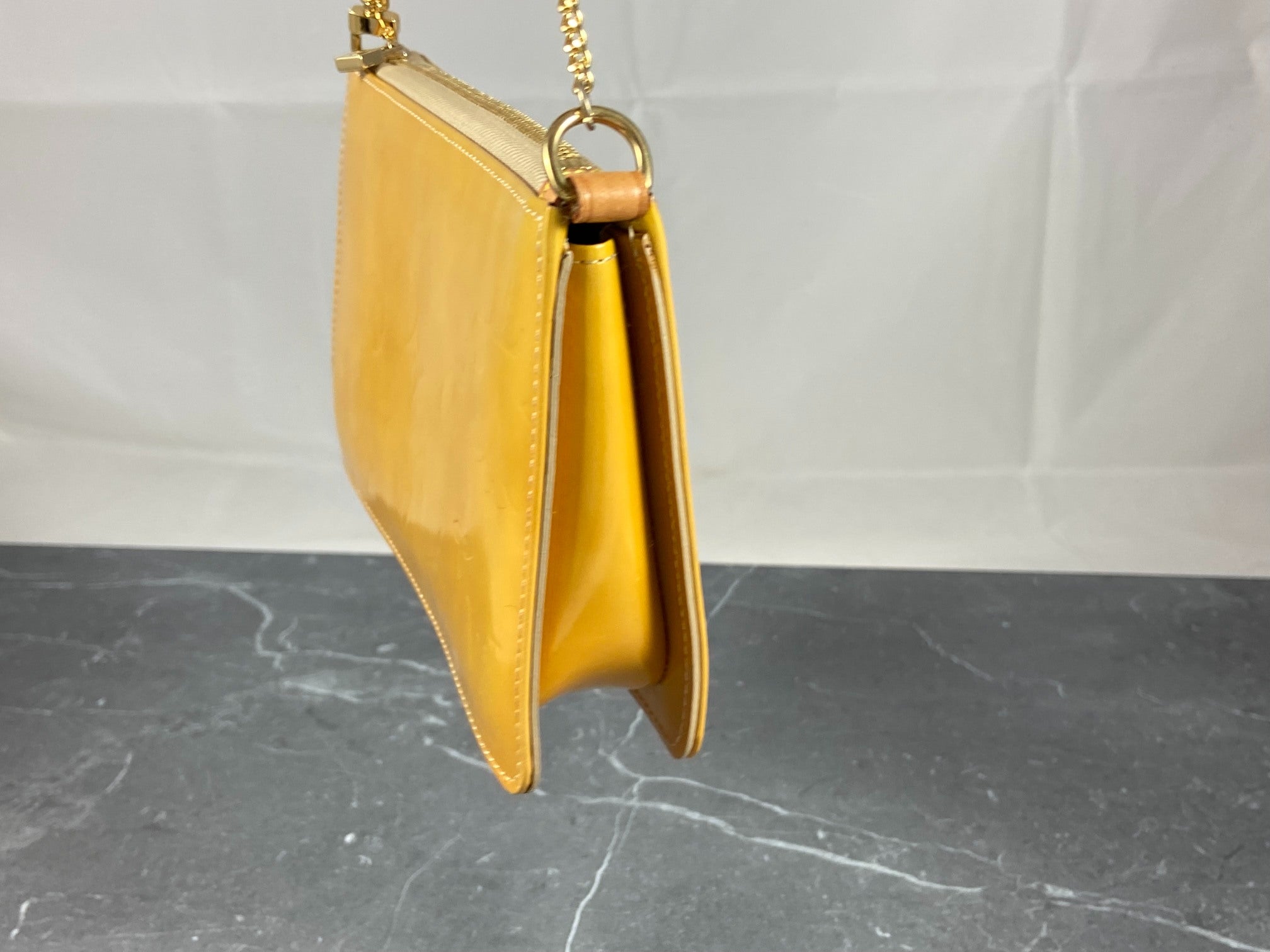 Louis Vuitton Pochette Lexington Yellow Vernis Monogram Leather