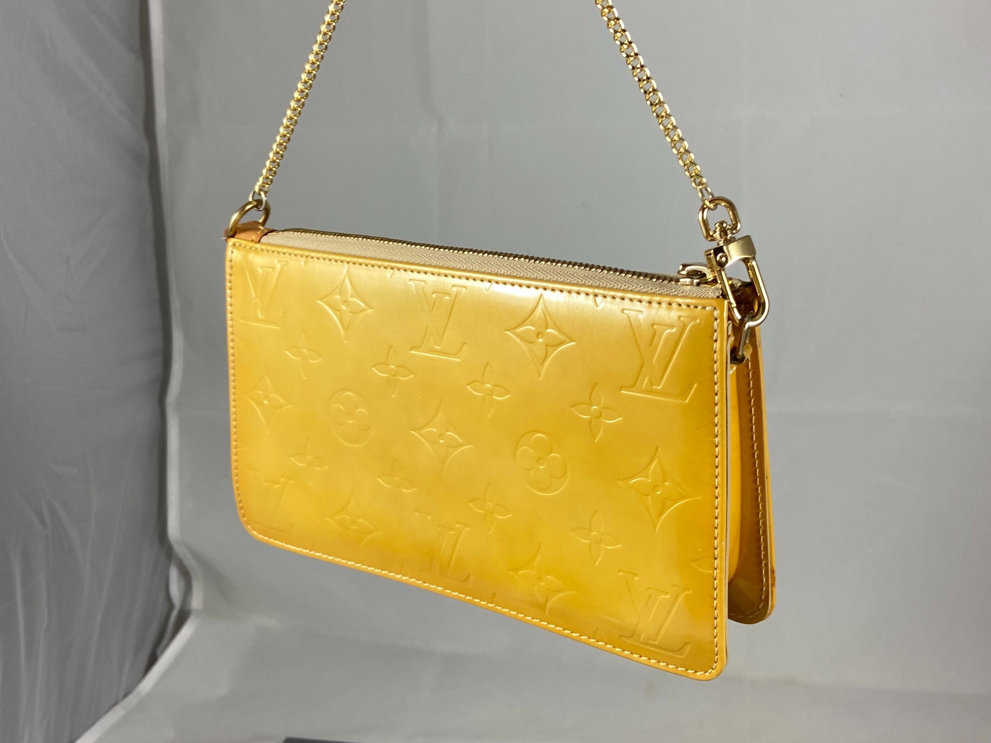 Louis Vuitton Pochette Lexington Yellow Vernis Monogram Leather