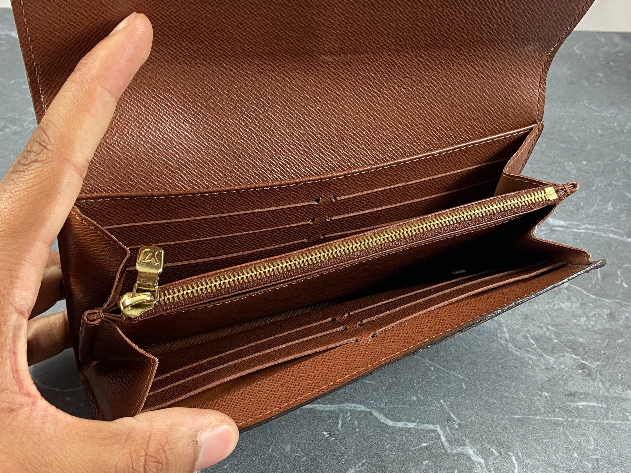Louis Vuitton Sarah Wallet Monogram Canvas