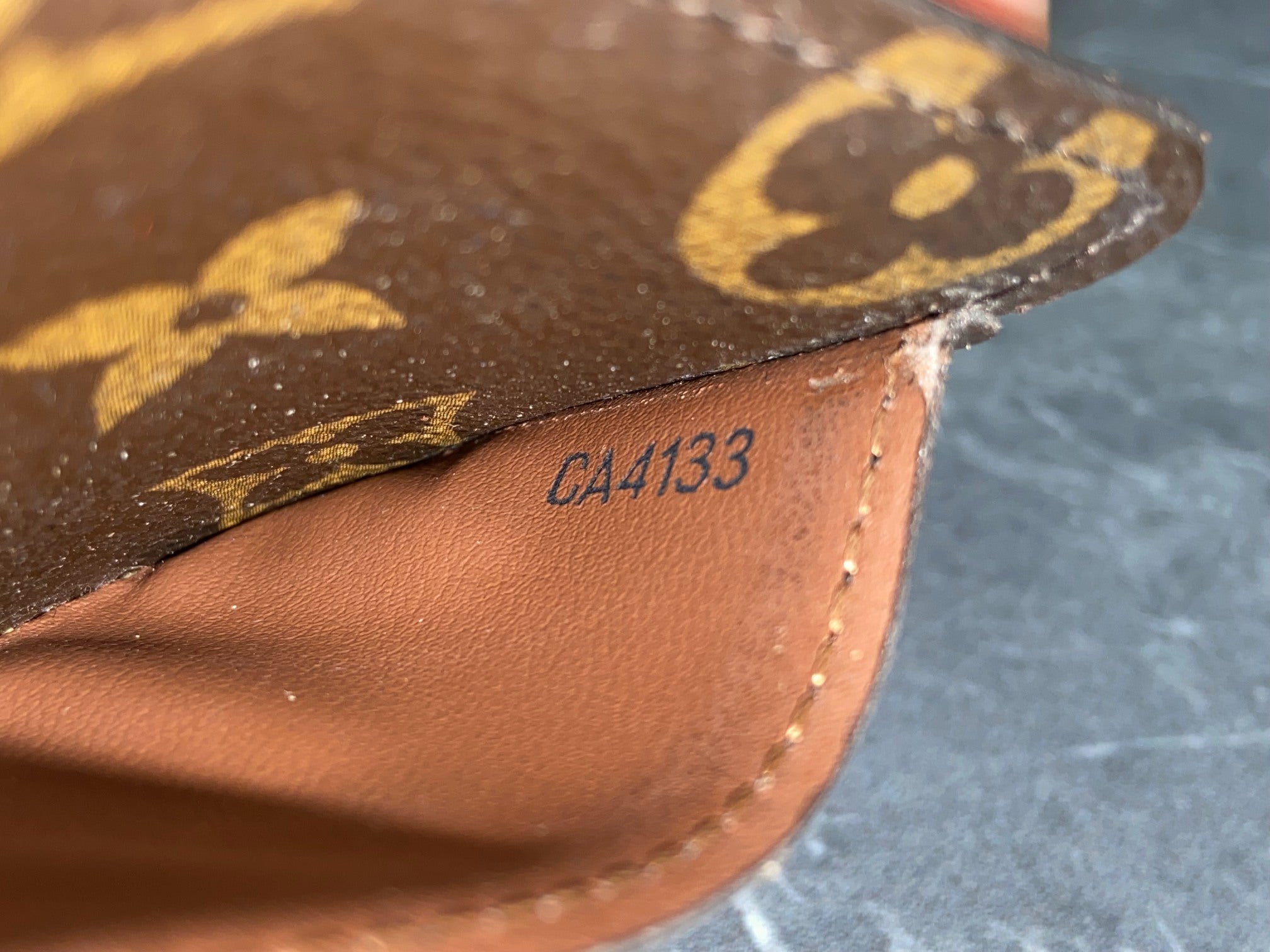 Louis Vuitton Sarah Wallet Monogram Canvas