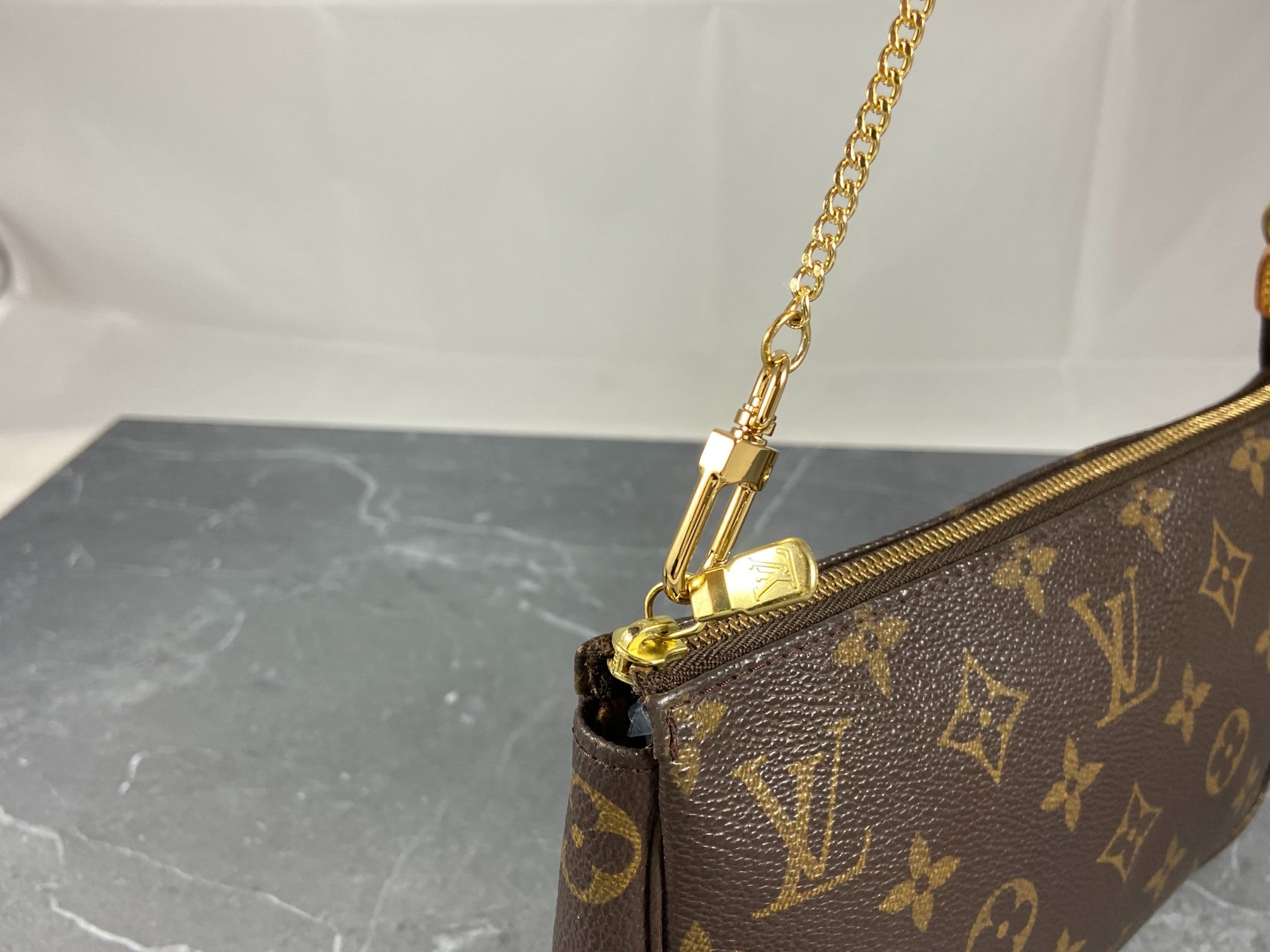 Louis Vuitton Pochette Accessoires Monogram Canvas