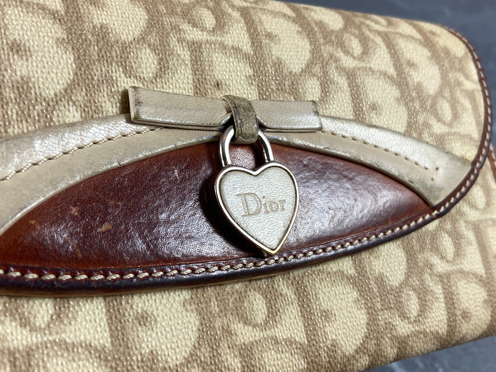Christian Dior Heart Long Wallet beige Trotter Monogram