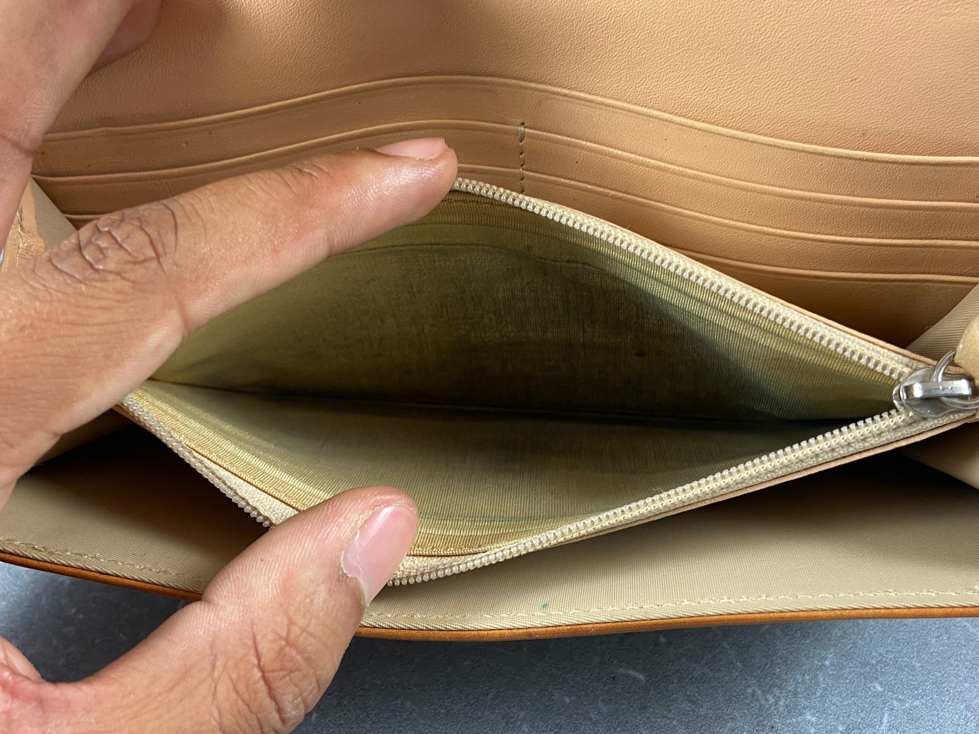 Christian Dior Heart Long Wallet beige Trotter Monogram