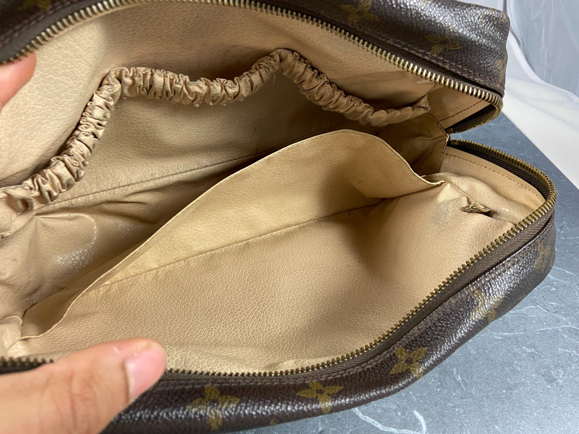 Louis Vuitton Trousse Toilette 28 Monogram Canvas