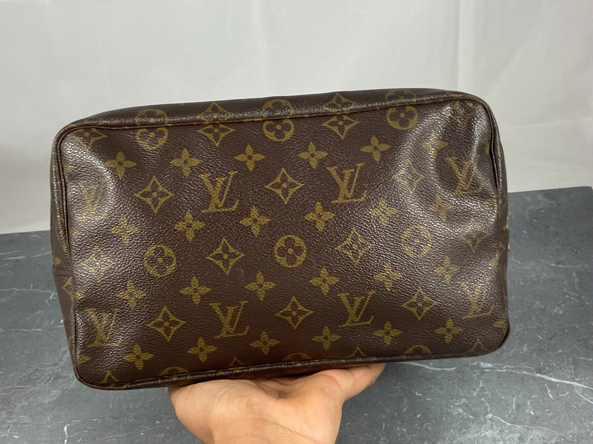 Louis Vuitton Trousse Toilette 28 Monogram Canvas